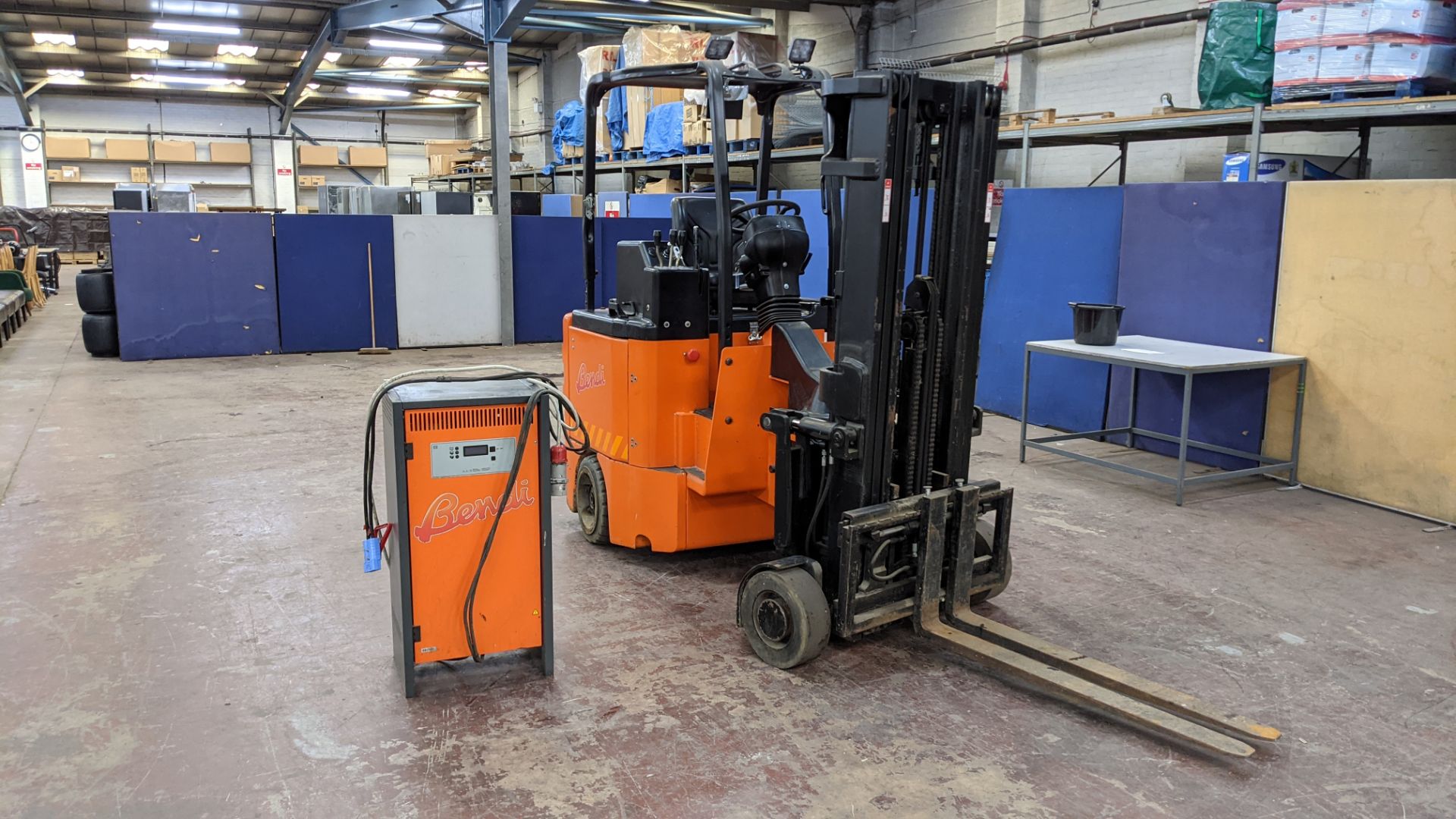 2012 Bendi model B40/BE4047XSS electric fork lift truck