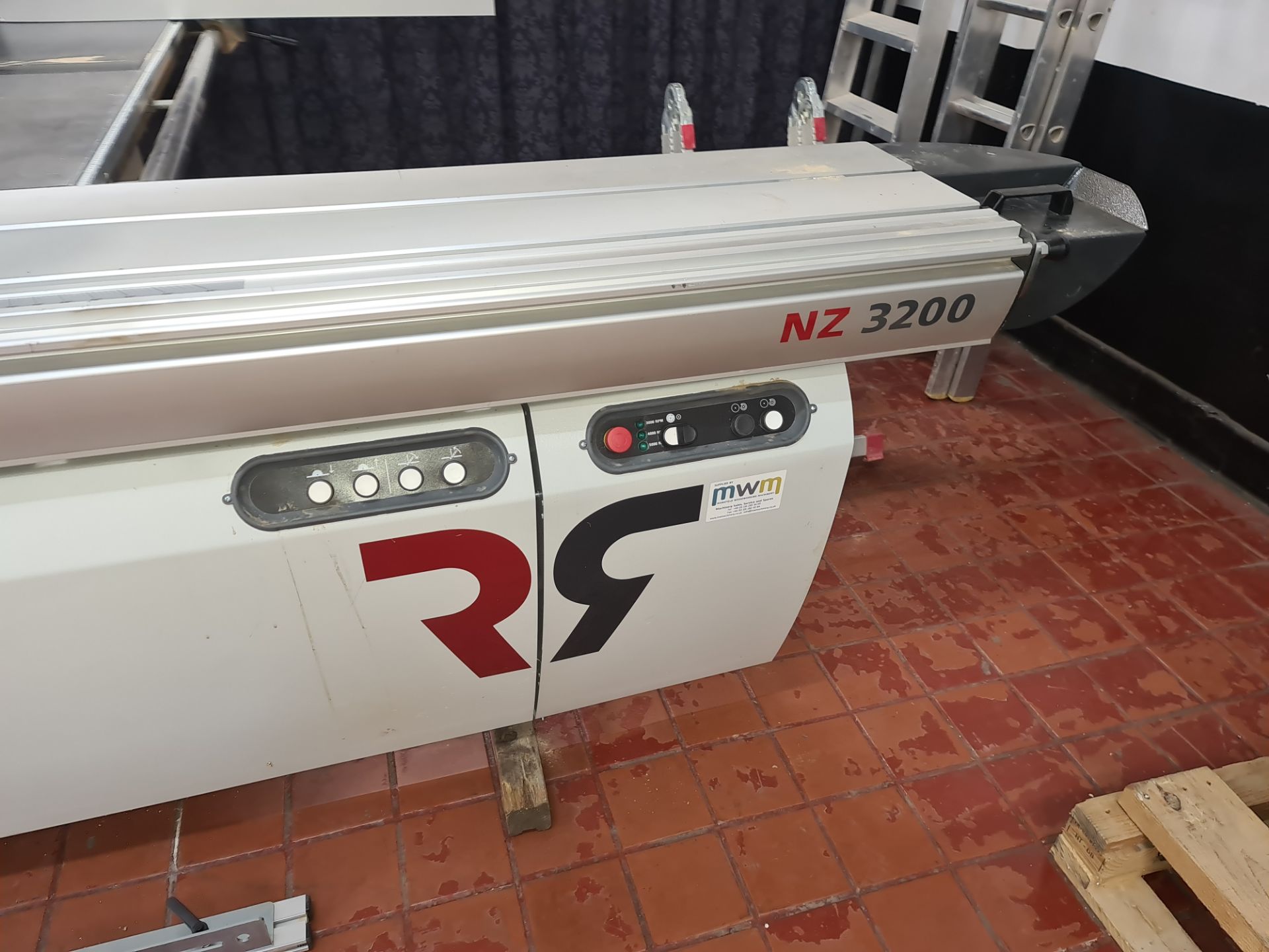 2018 Robland model NZ3200-3800 panel saw. NB. This was used with a dedicated dust extractor, which w - Image 8 of 33