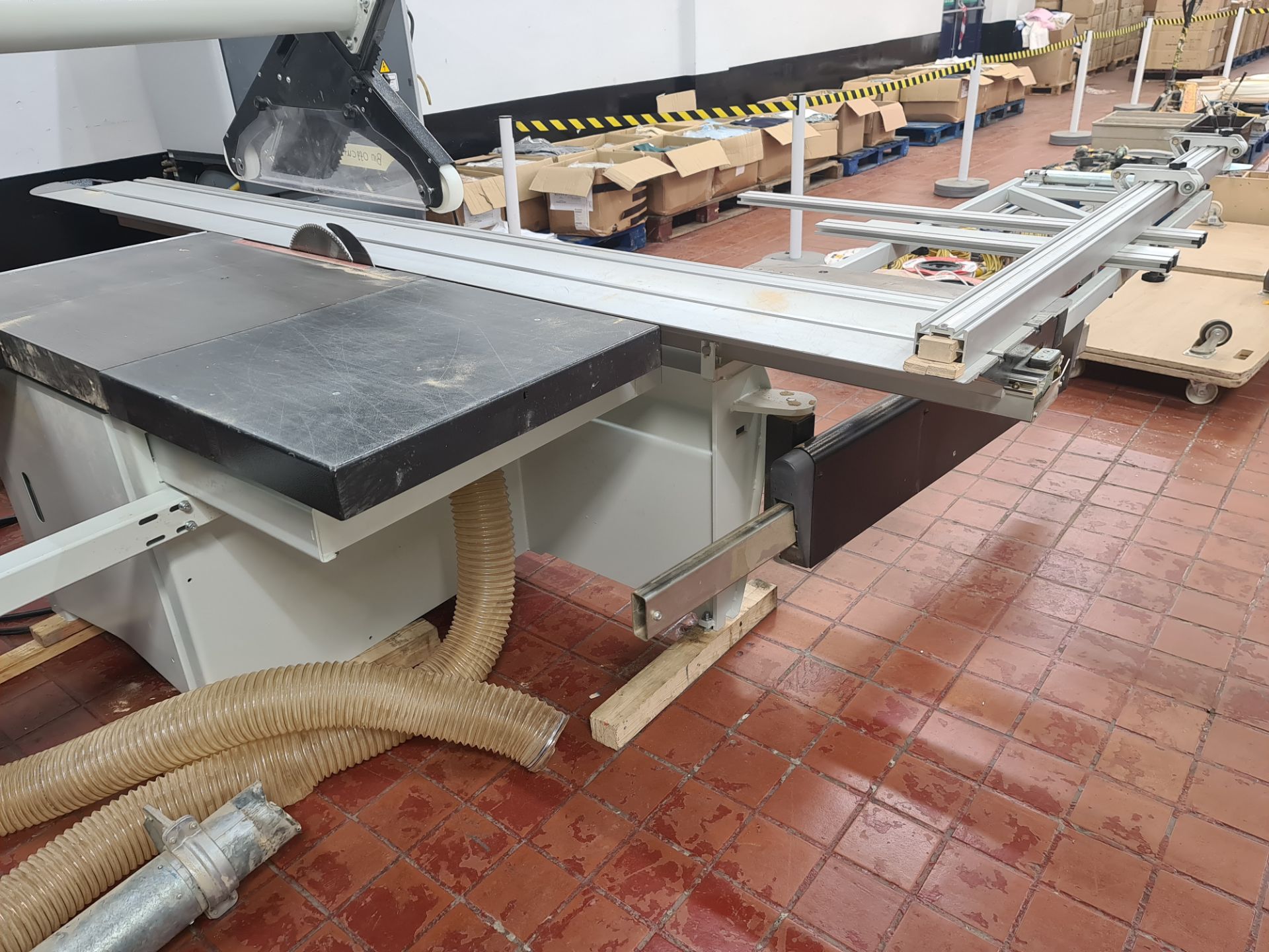2018 Robland model NZ3200-3800 panel saw. NB. This was used with a dedicated dust extractor, which w - Image 3 of 33