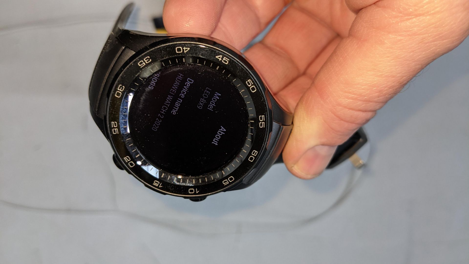 Huawei Smartwatch with USB charger - Image 6 of 10