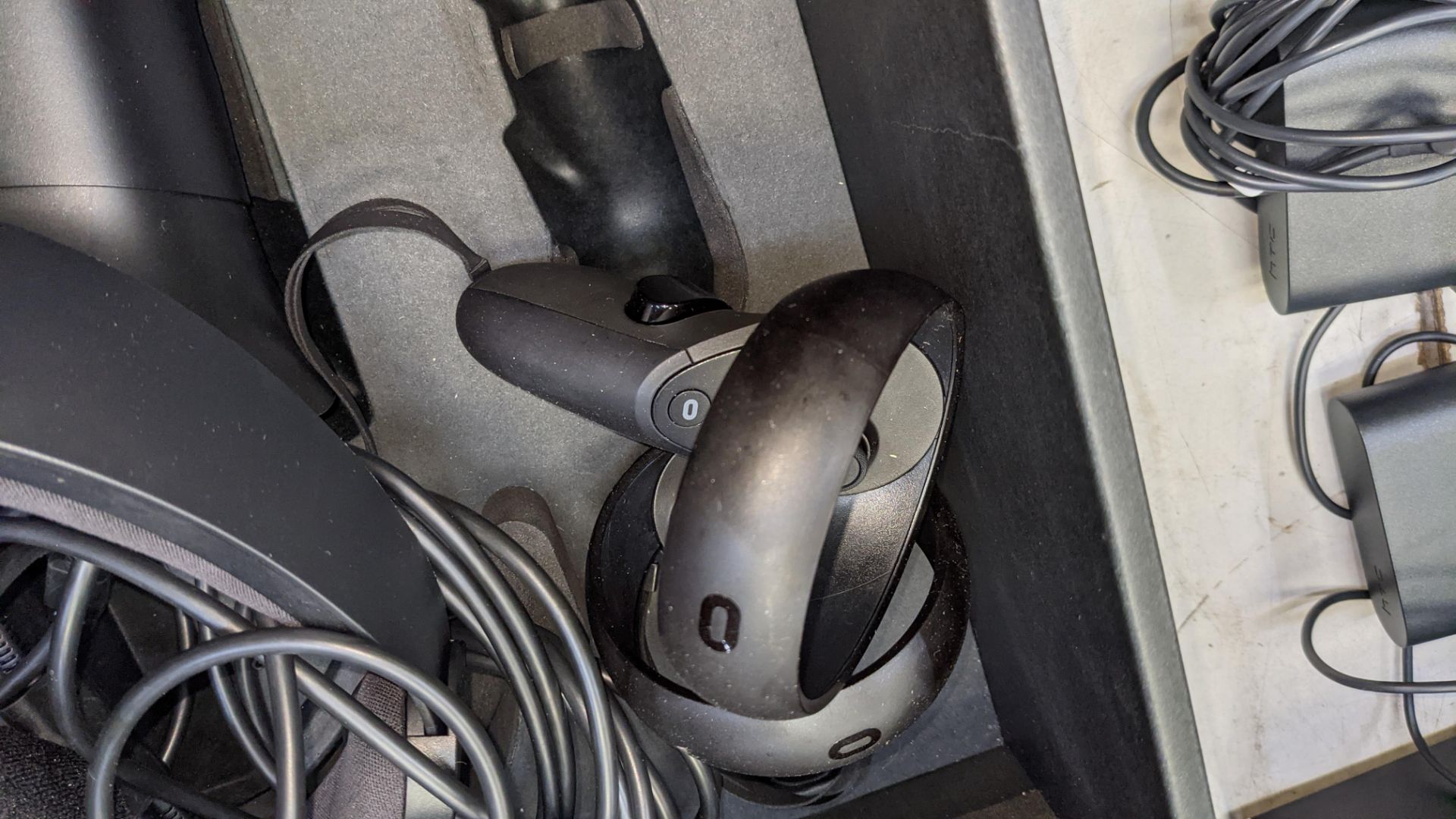 Oculus Quest virtual reality system comprising headset, controllers, cables, adapters & more - Image 4 of 10