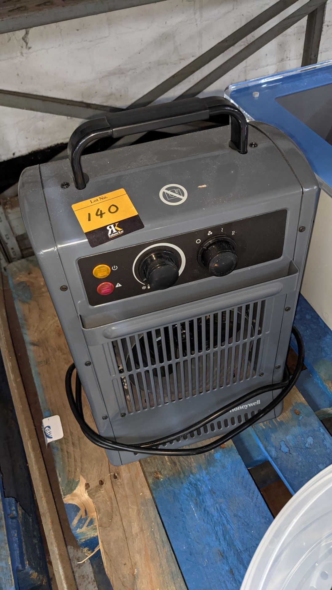 Honeywell heater model CZ2104EV - Image 3 of 5