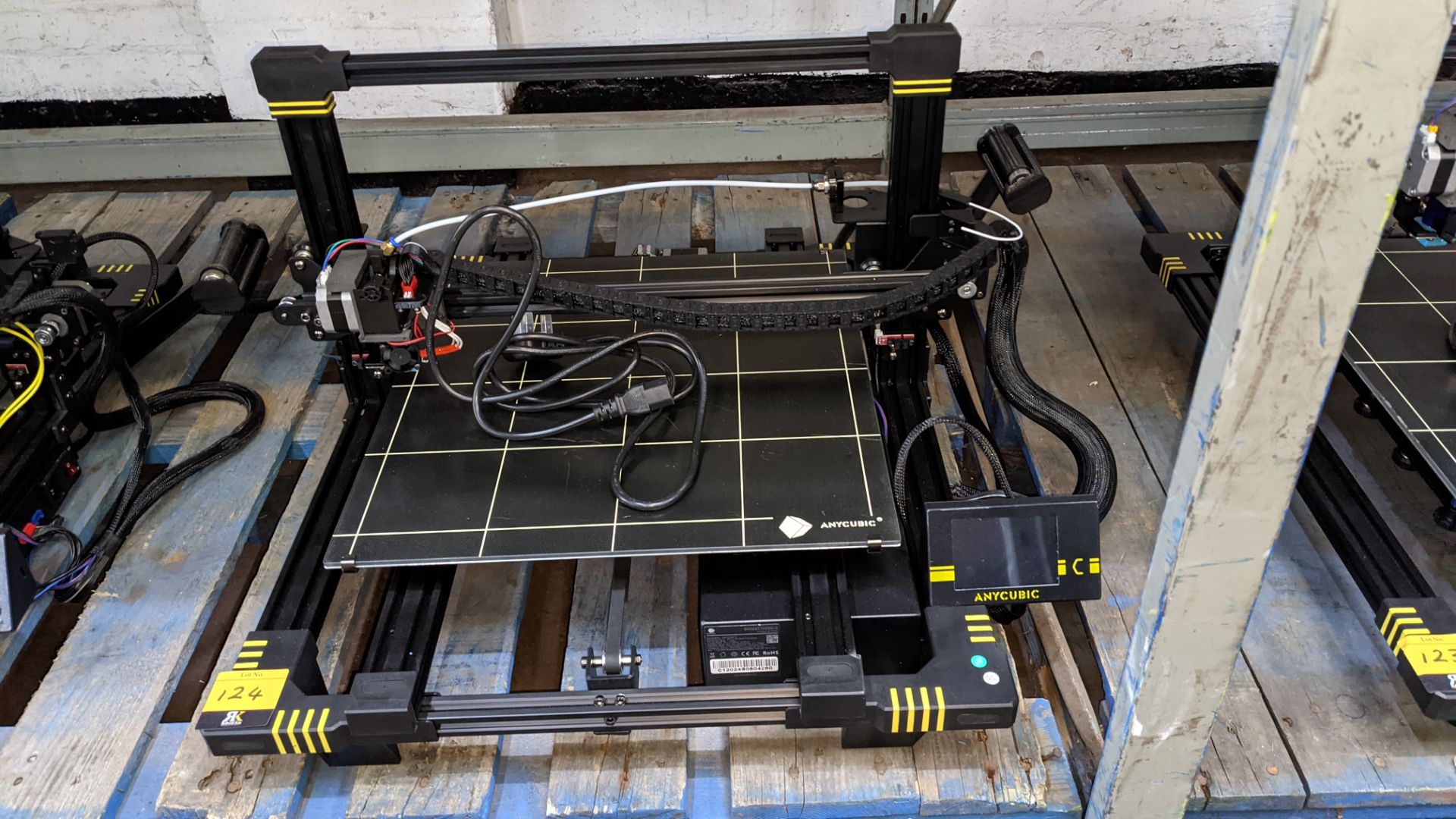 Anycubic Chiron 3D printer NB Lots 104 - 125 each consist of a similar 3D printer. We bel - Image 3 of 14