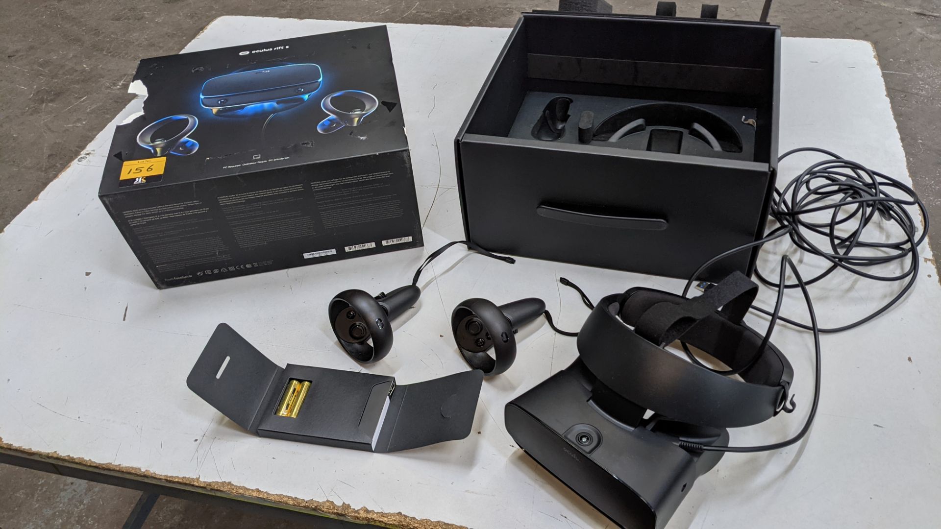 Oculus Rift S virtual reality system comprising headset, controllers, cables, adapters & more - Image 2 of 11