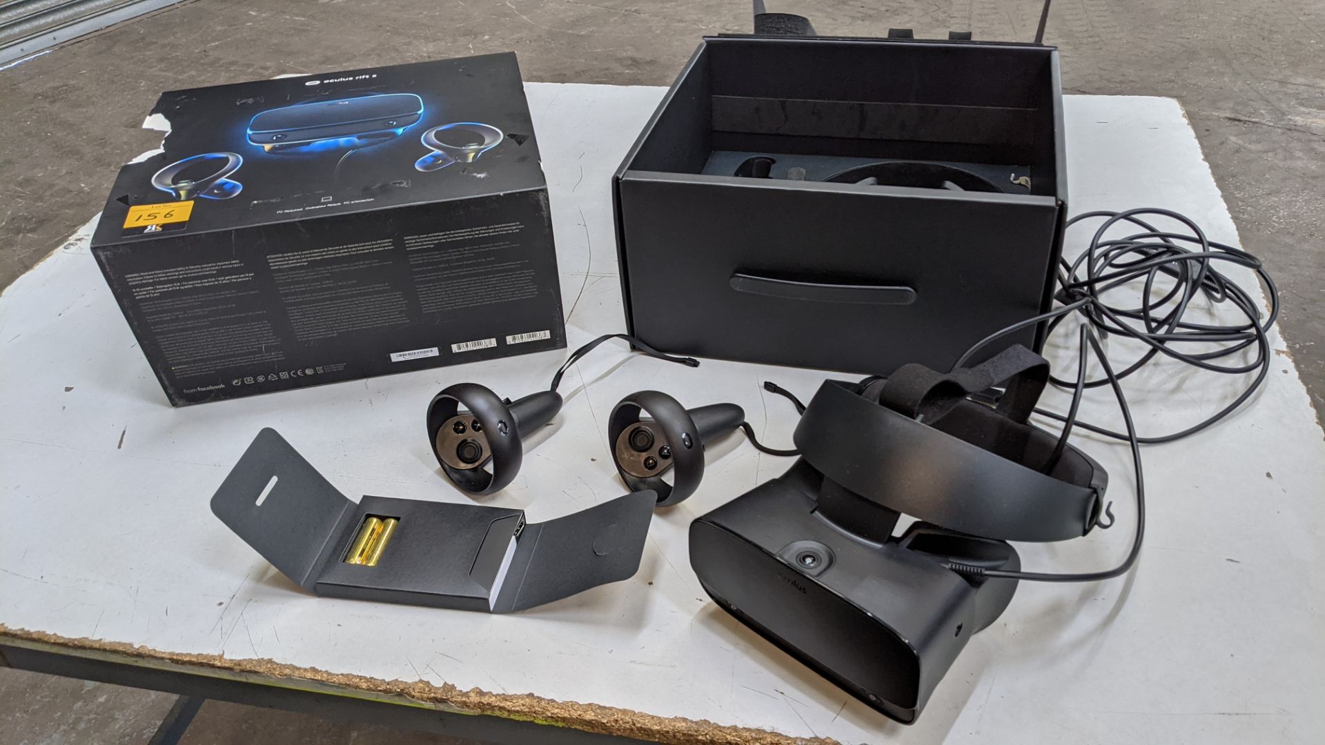 Oculus Rift S virtual reality system comprising headset, controllers, cables, adapters & more - Image 3 of 11