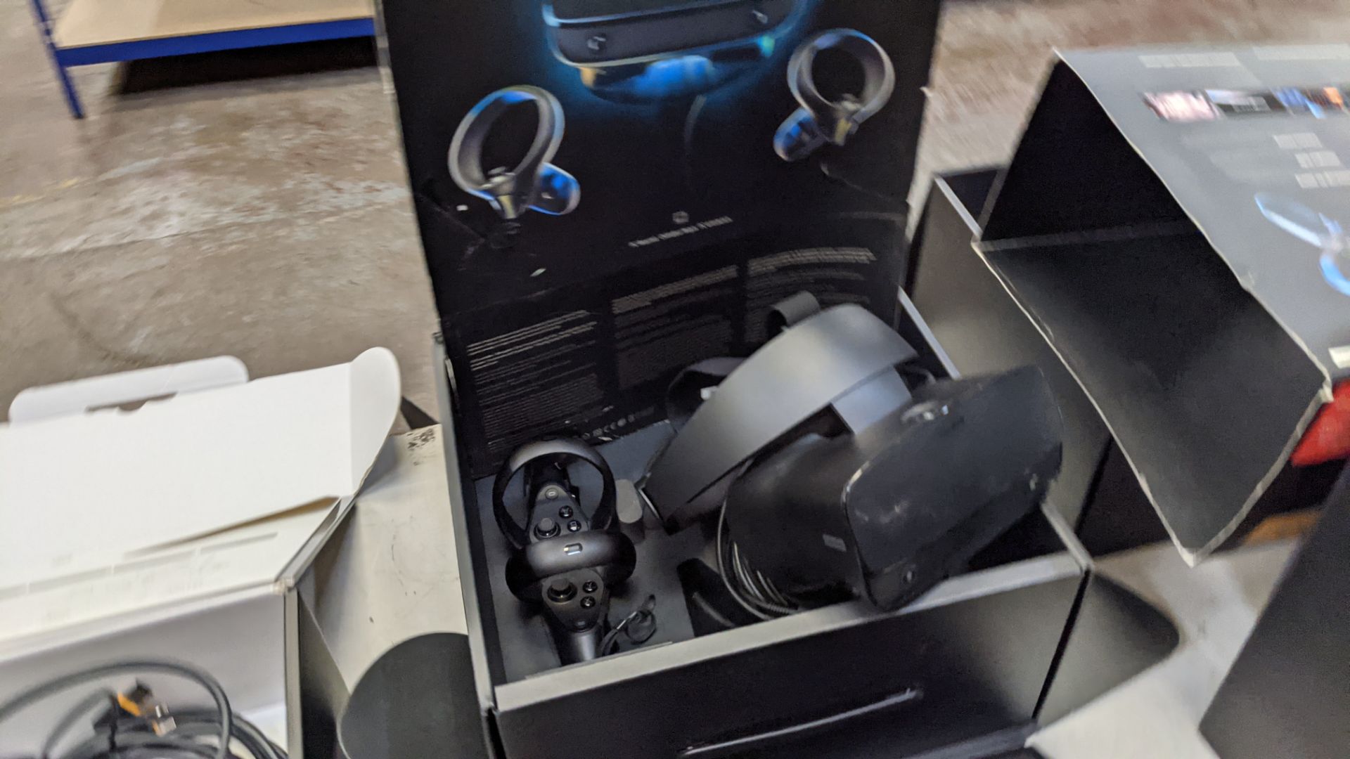 Oculus Rift S virtual reality system comprising headset, controllers, cables, adapters & more - Image 4 of 11