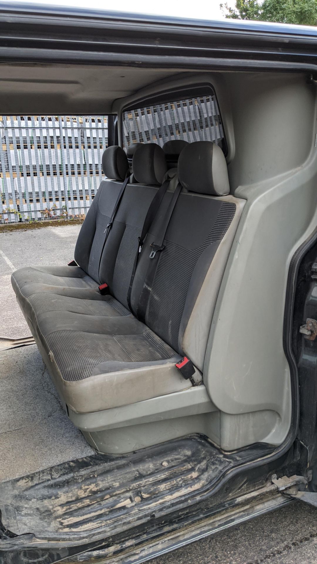 2013 Vauxhall Vivaro 2900 Sportive CDTI SWB panel van with second row of seats - Image 35 of 45