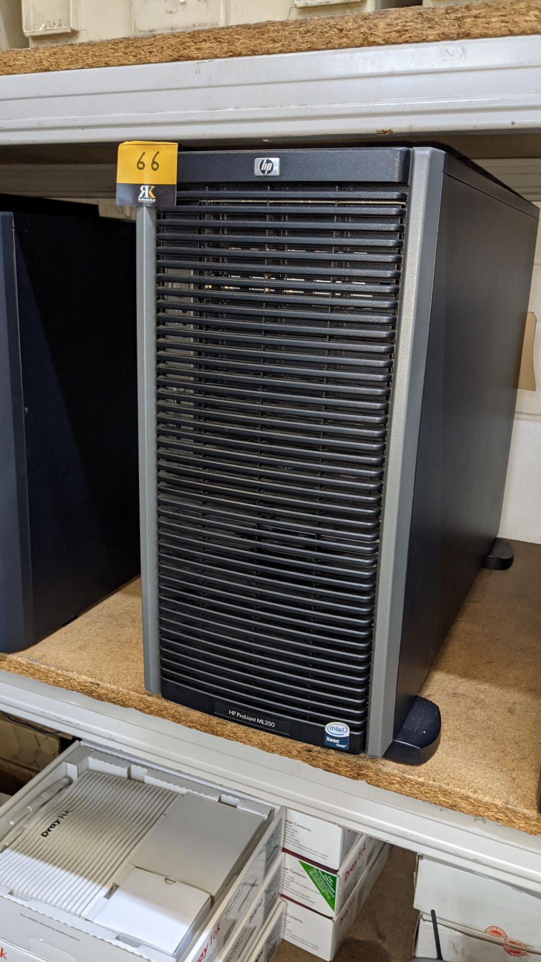 HP Proliant ML350 server with 1 off 146GB 15K hard drive, 32GB RAM, 1 off Xeon E5320 4 Core 1.86GHz - Image 3 of 5