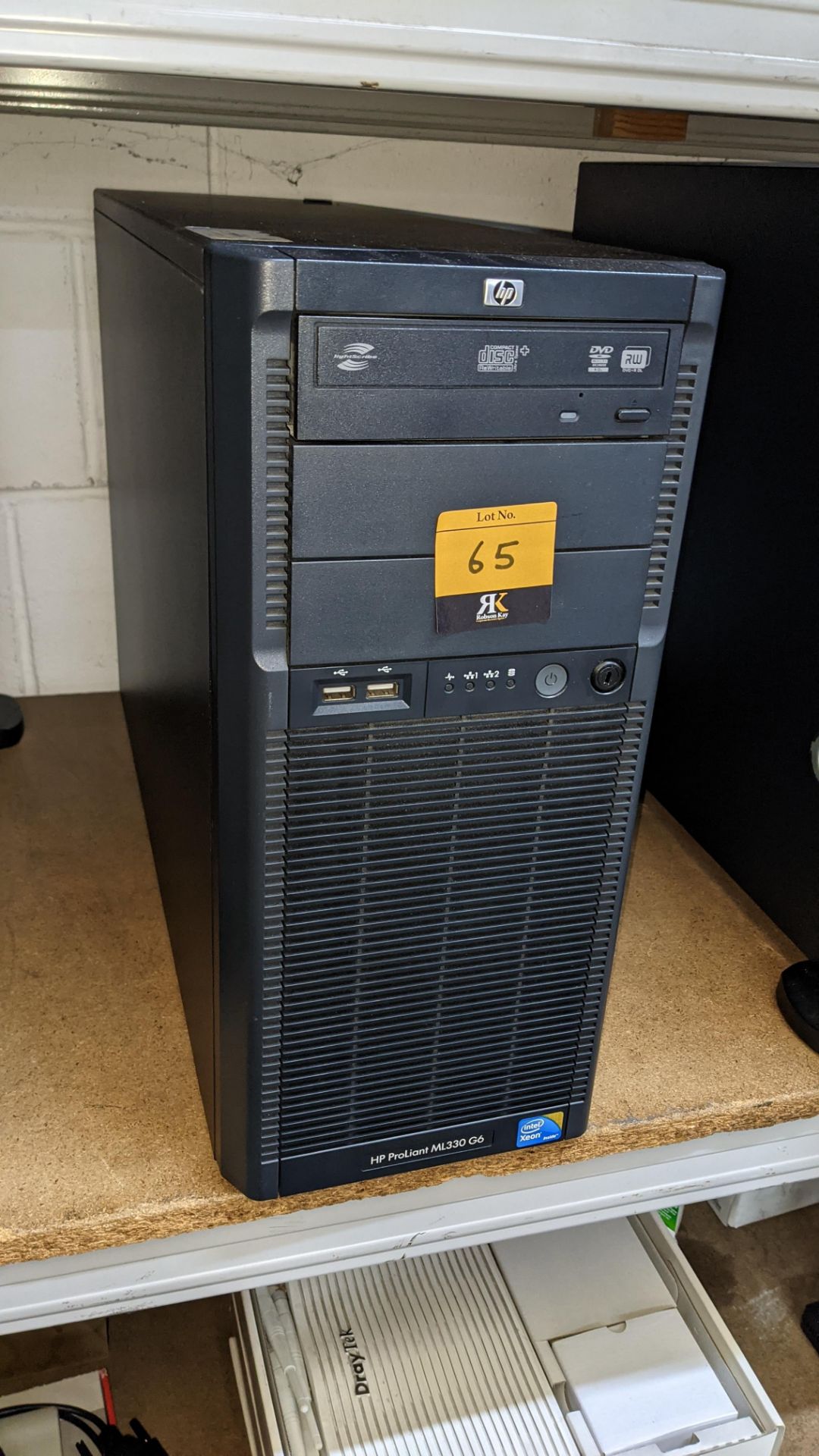 HP Proliant ML330 G6 server with 4 off 250GB hard drives & 30GB RAM - Image 3 of 5