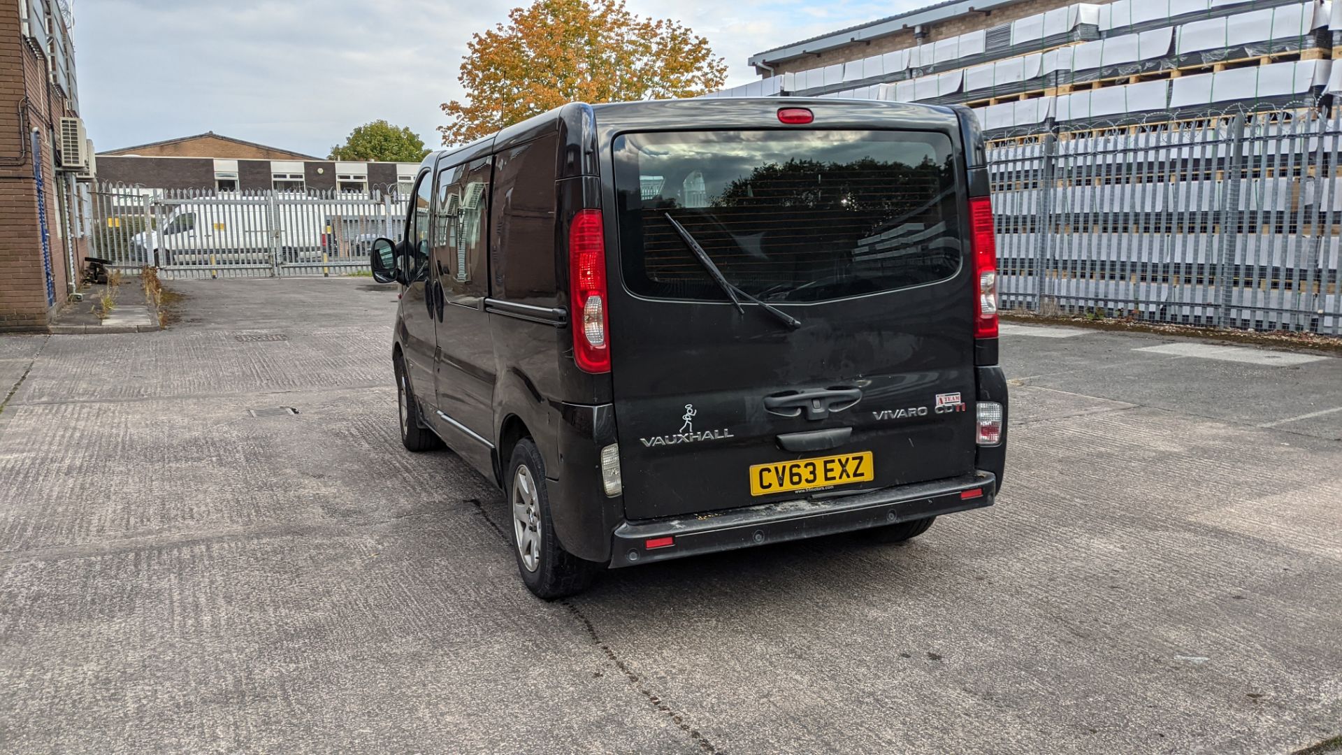 2013 Vauxhall Vivaro 2900 Sportive CDTI SWB panel van with second row of seats - Image 15 of 45