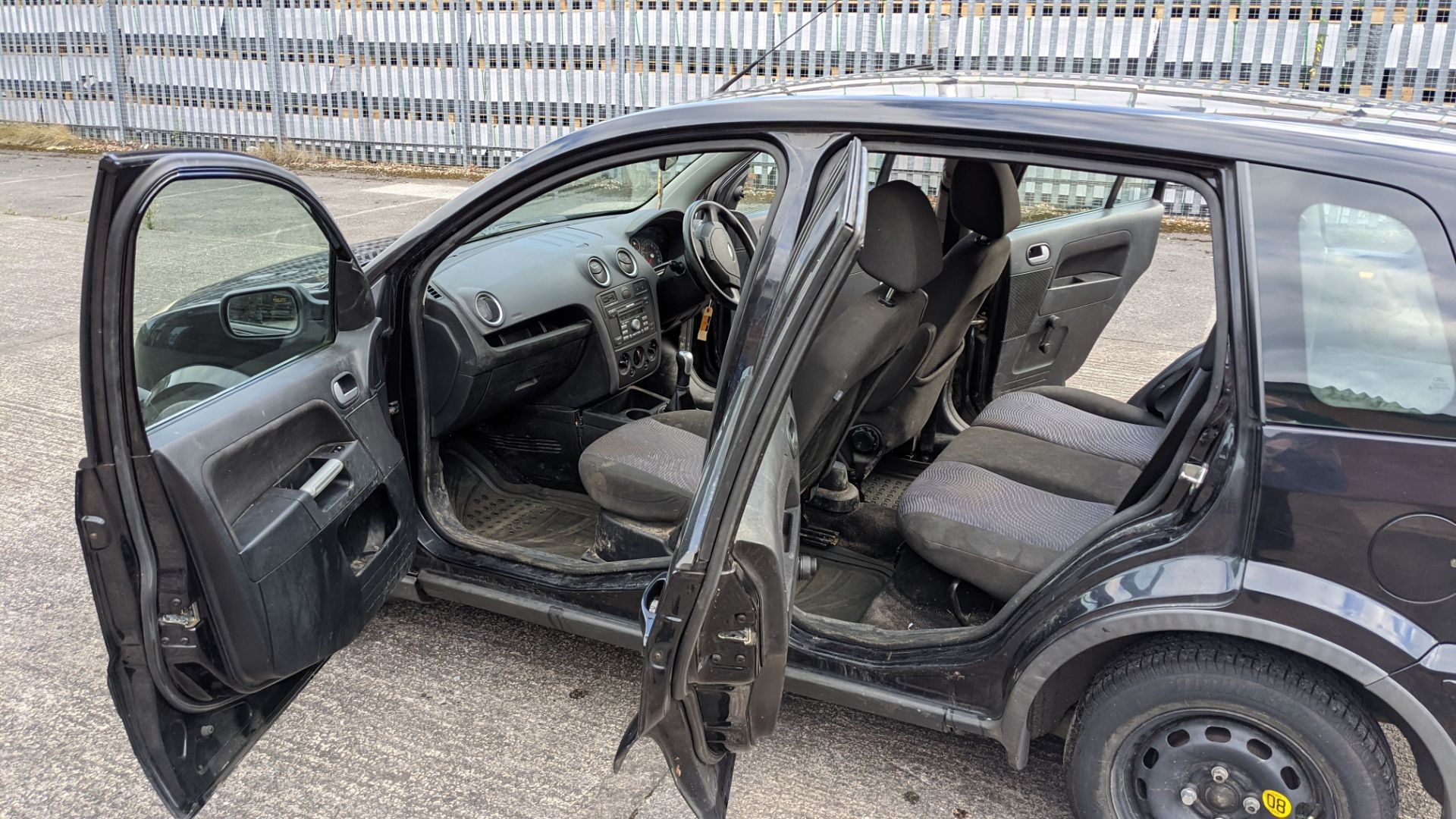 2006 Ford Fusion Zetec Climate TDCI 5-door hatchback - Image 19 of 29