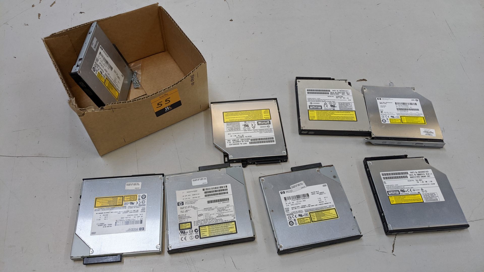 8 off assorted optical drives