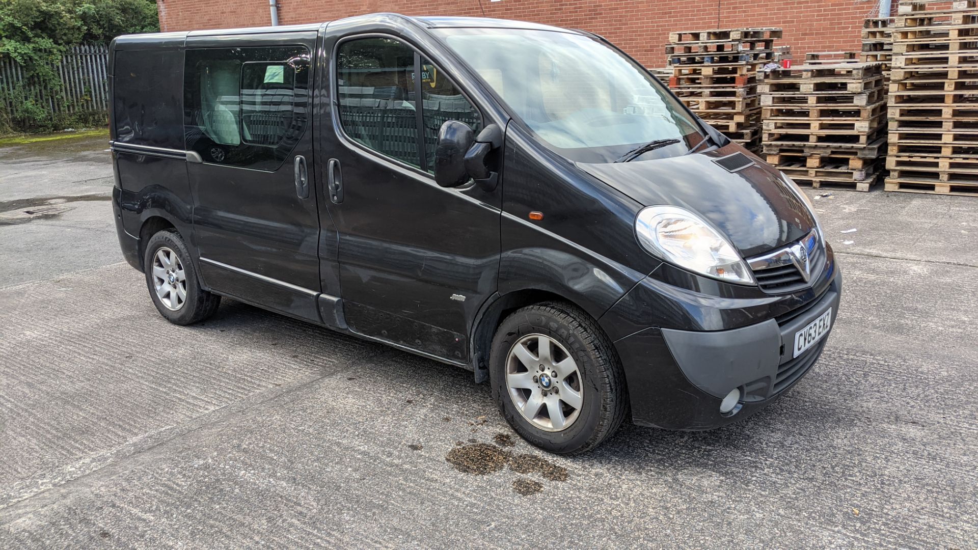 2013 Vauxhall Vivaro 2900 Sportive CDTI SWB panel van with second row of seats