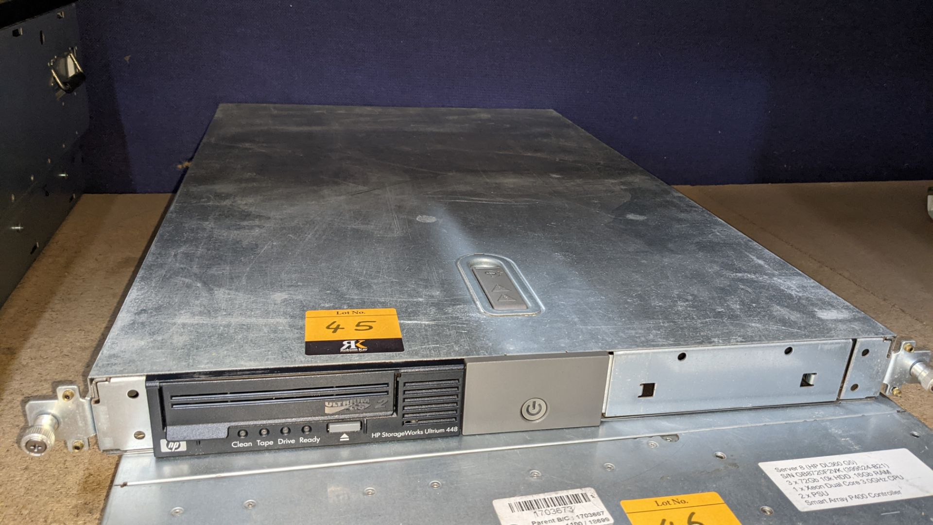 HP Storage Works single drive chassis with Ultrium 448 tape drive