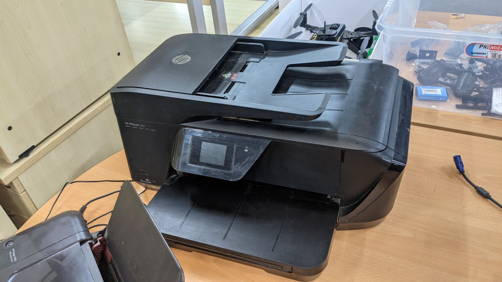 Pair of HP printers comprising HP OfficeJet 7510 printer/scanner/copier/fax & HP DeskJet 3050 printe - Image 3 of 7