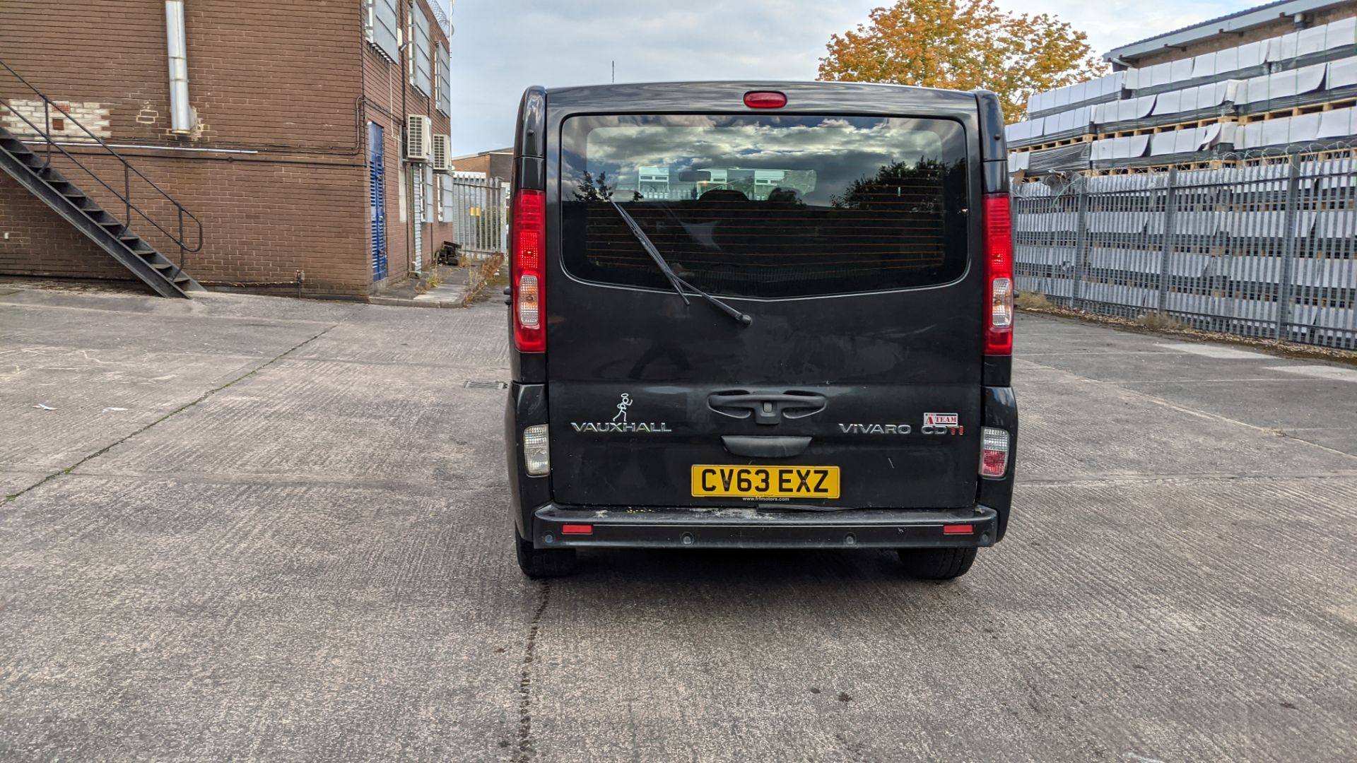 2013 Vauxhall Vivaro 2900 Sportive CDTI SWB panel van with second row of seats - Image 16 of 45