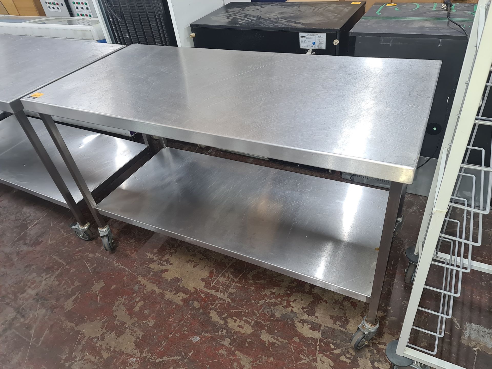 Heavy duty mobile twin-tier table with max. dimensions approx. 1500mm x 700mm x 820mm