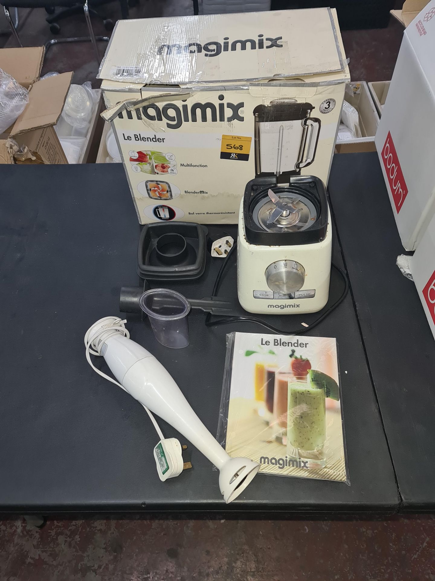 Magimix Le Blender including box & ancillaries but potentially incomplete? This lot also includes a