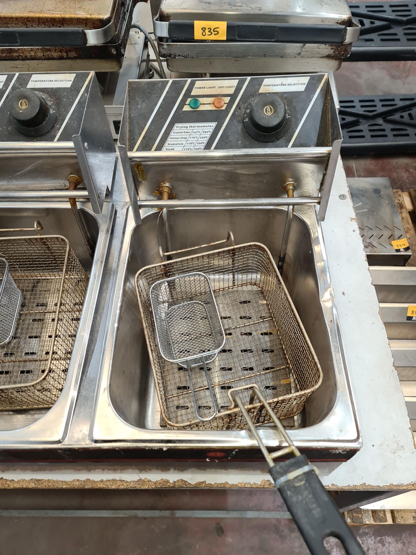 Stainless steel benchtop twin fryer, model EF-82 - Image 3 of 5