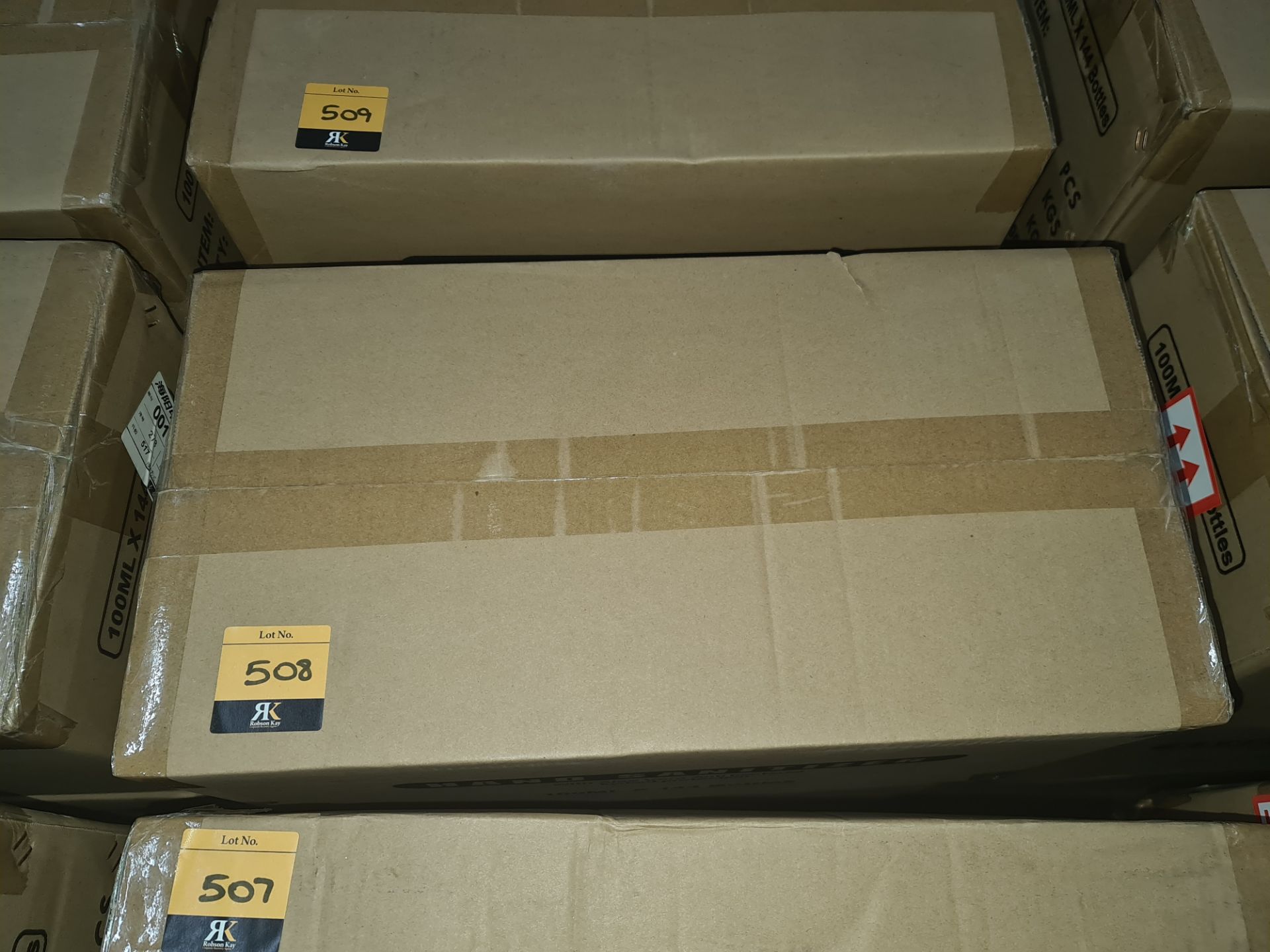 3 boxes containing a total of 432 travel size bottles of alcohol based hand sanitiser. Each bottle i - Image 2 of 2