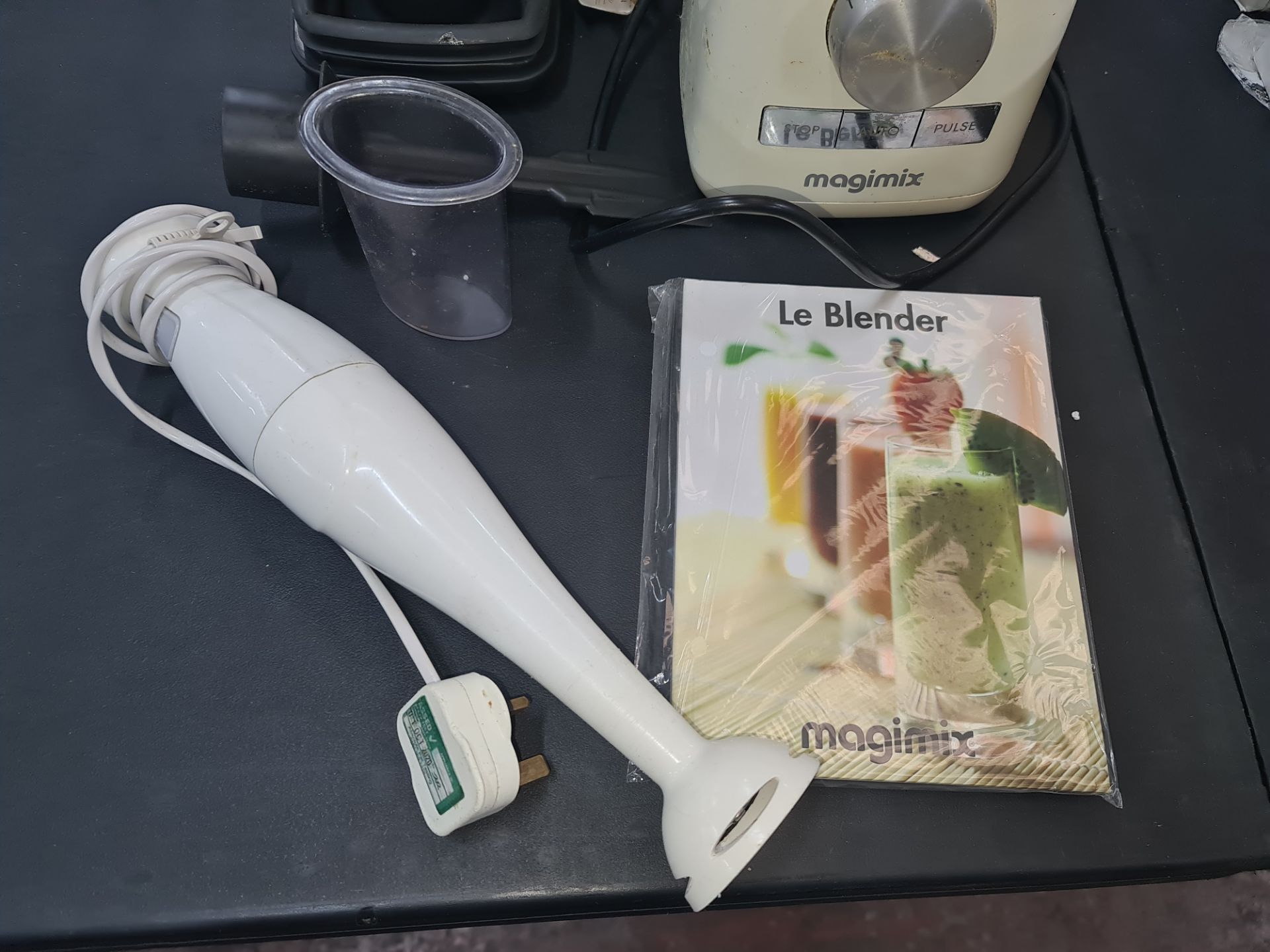 Magimix Le Blender including box & ancillaries but potentially incomplete? This lot also includes a - Image 2 of 4