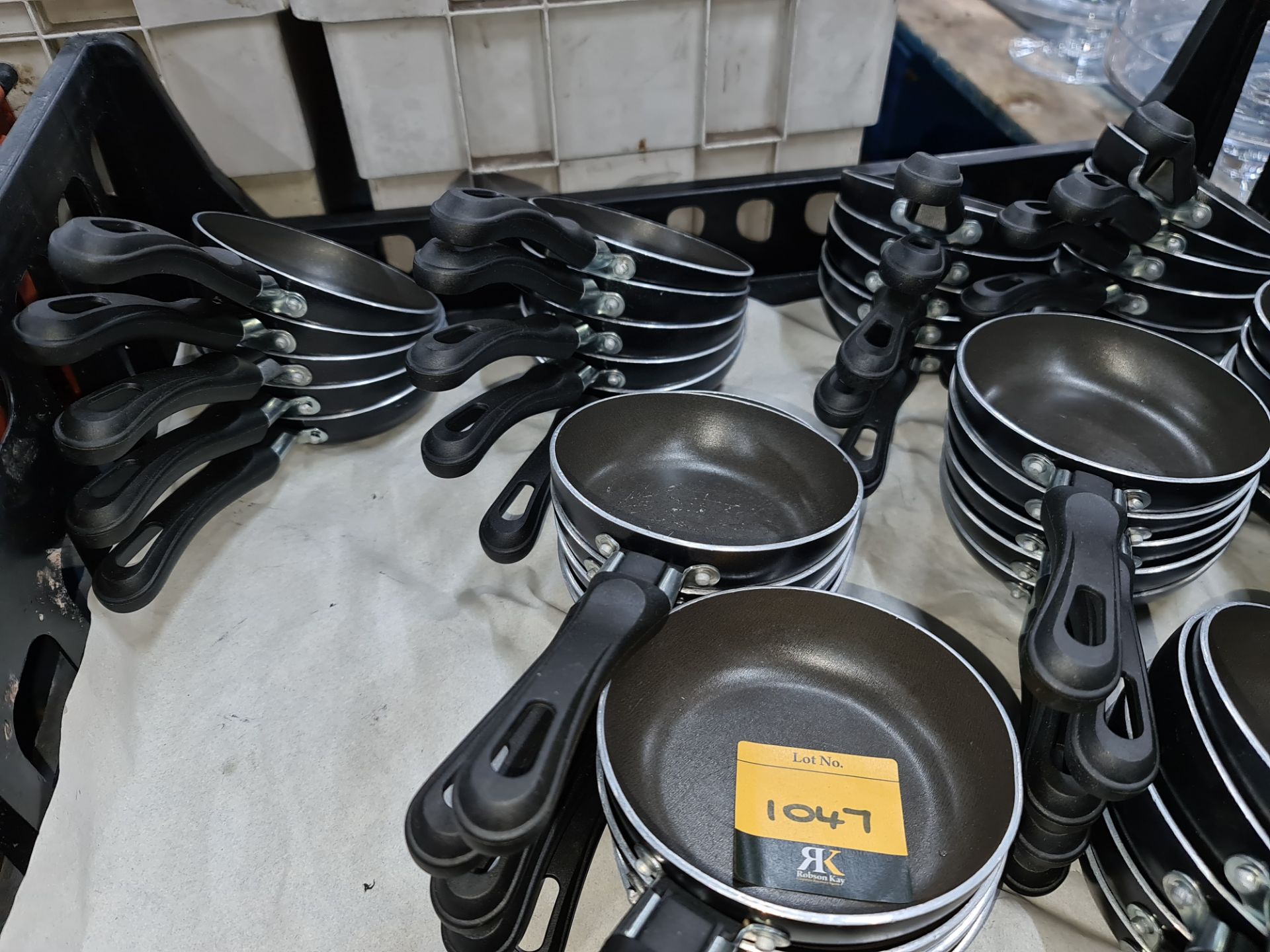 50 off miniature frying pans - Image 4 of 4