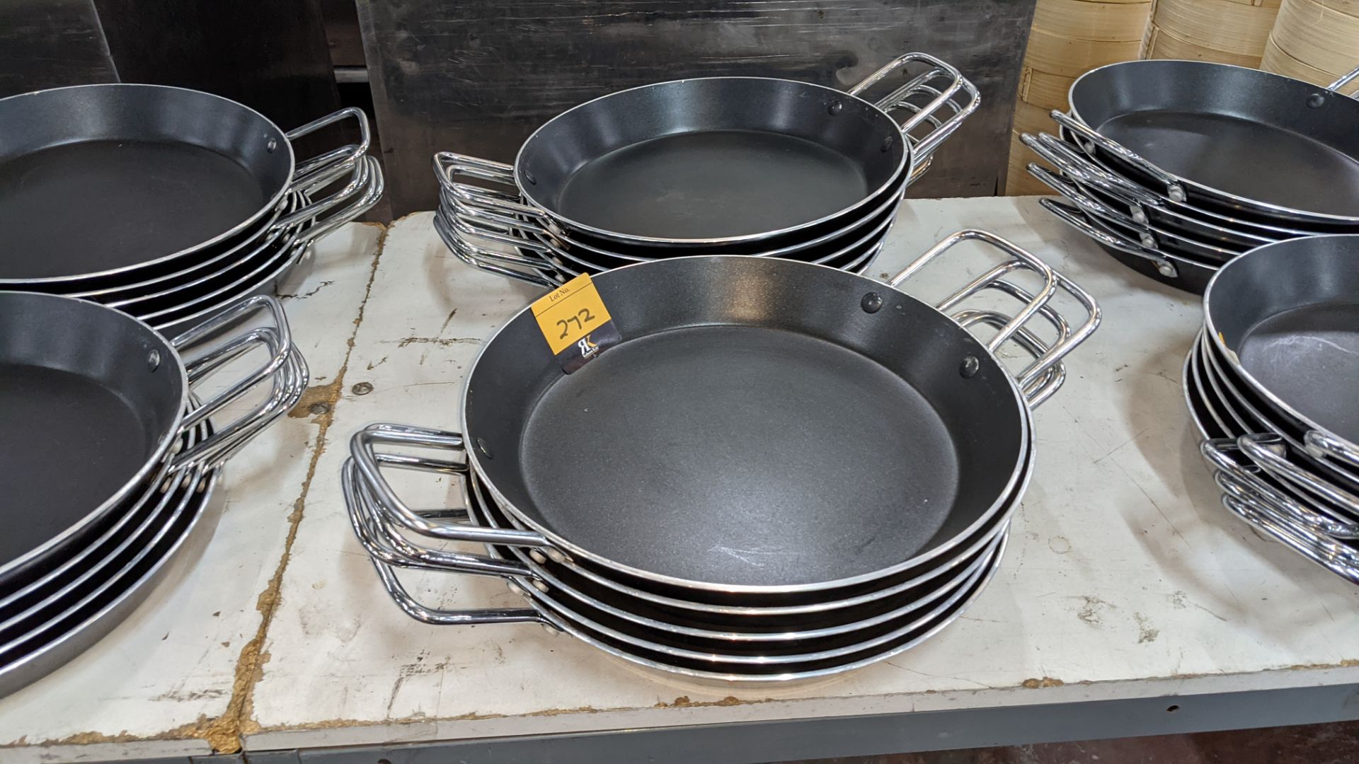 10 off 30cm aluminium non-stick paella pans with twin handles NB. Diameter references the size exclu
