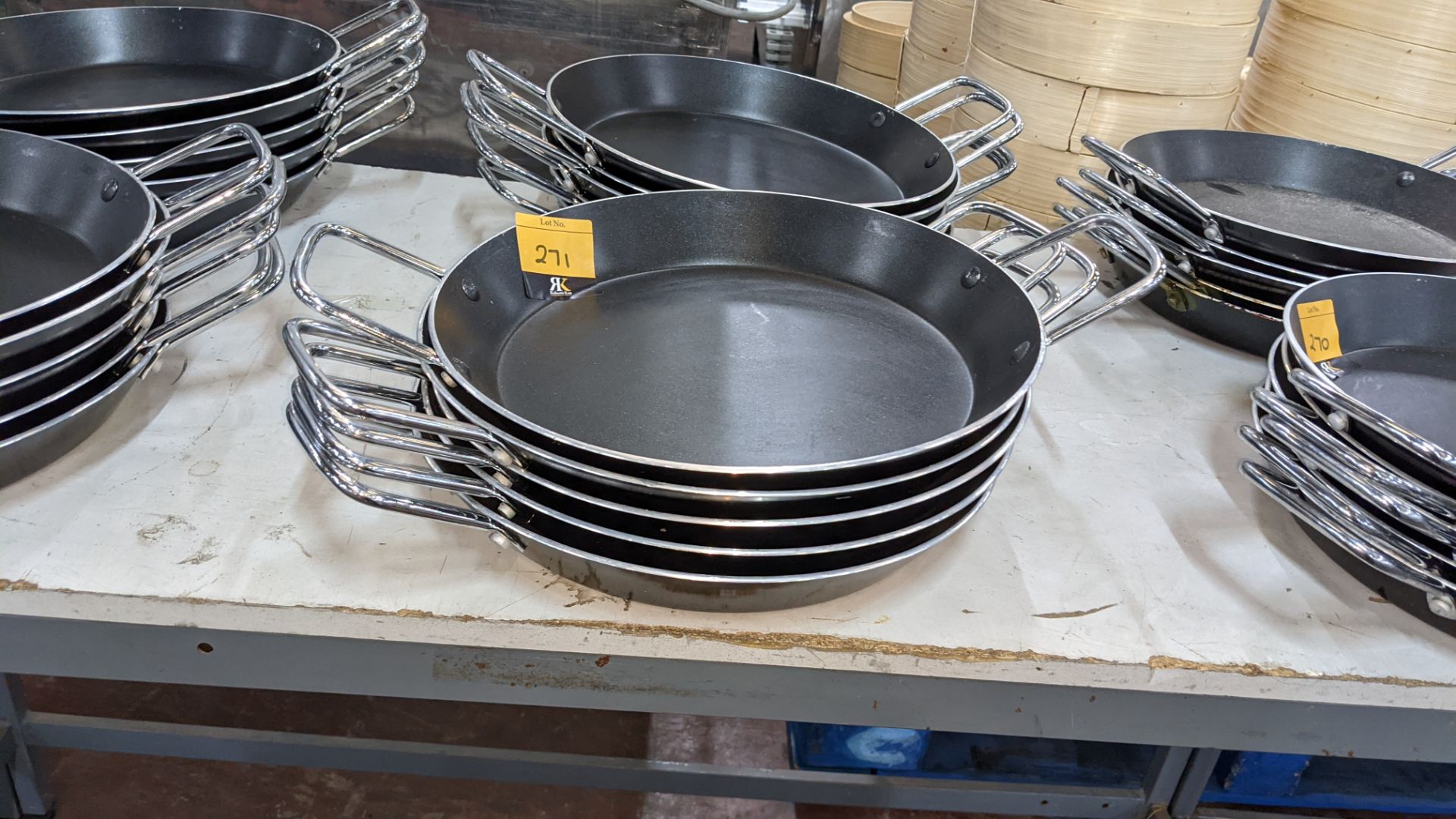 10 off 30cm aluminium non-stick paella pans with twin handles NB. Diameter references the size exclu - Image 2 of 4