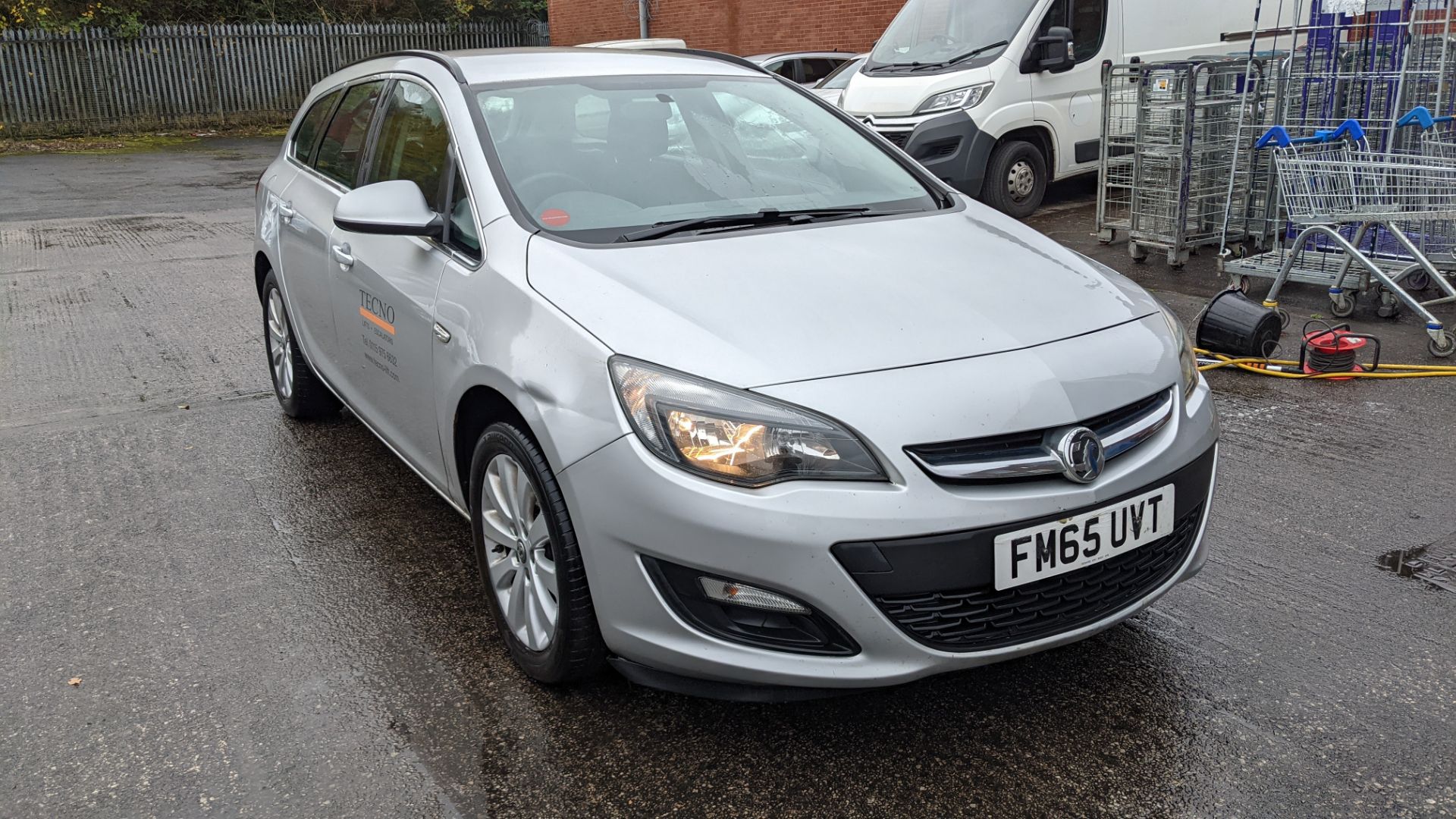 2016 Vauxhall Astra Tech Line CDTi Ecoflex S/S estate car