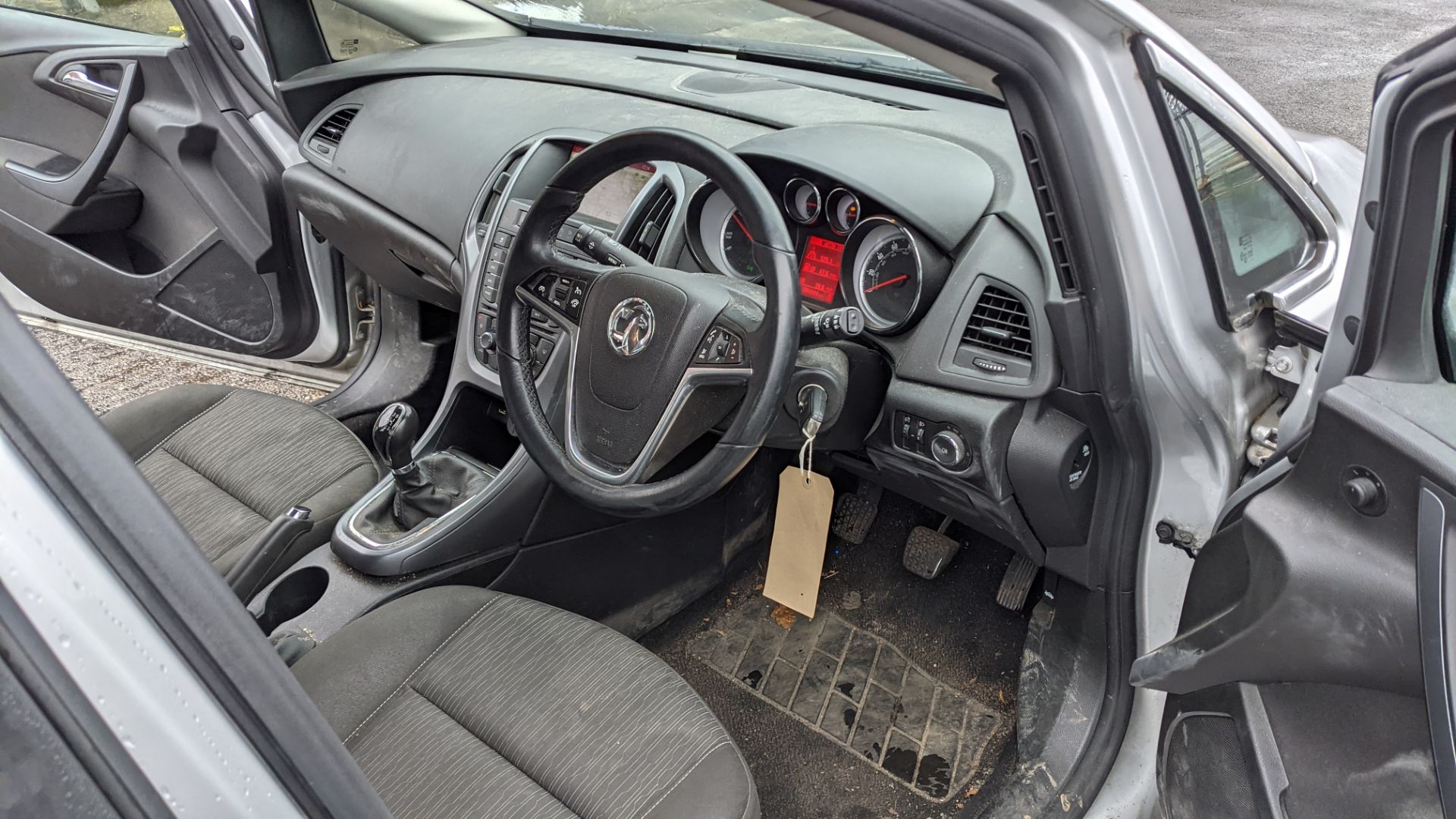 2016 Vauxhall Astra Tech Line CDTi Ecoflex S/S estate car - Image 40 of 45