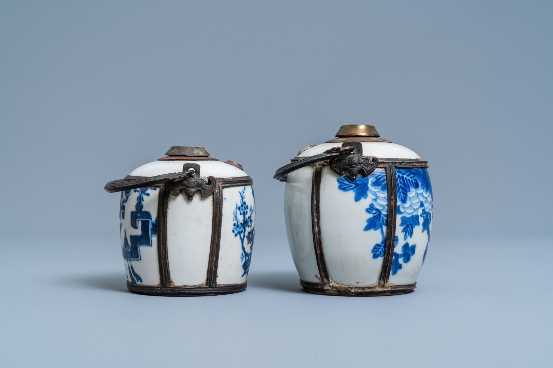 Two Chinese blue and white Vietnamese market 'Bleu de Hue' water pipes, 19th C. - Image 2 of 6