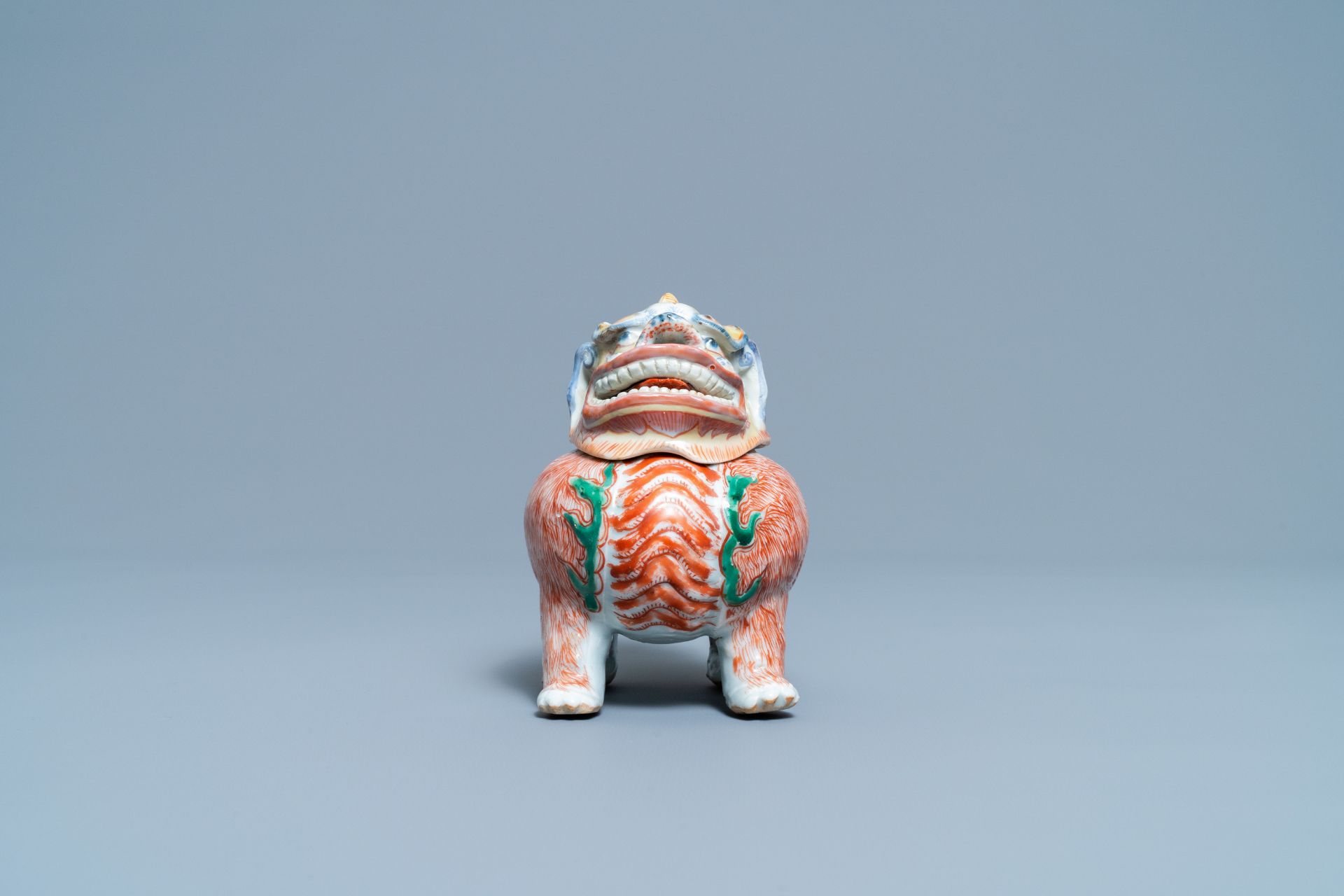 A Chinese wucai 'luduan' censer, Transitional period - Image 5 of 11