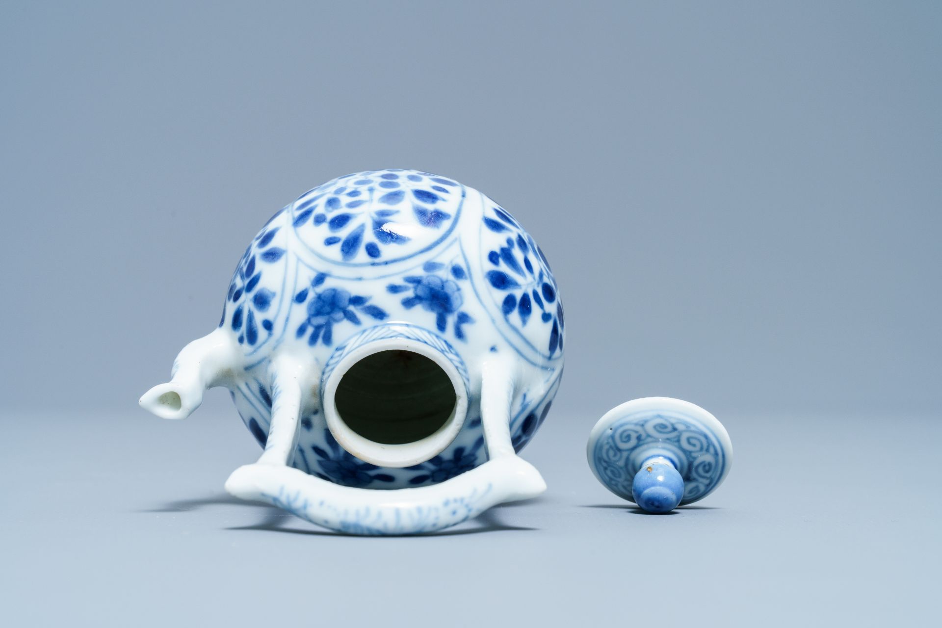 A Chinese blue and white miniature teapot, Kangxi - Image 6 of 7