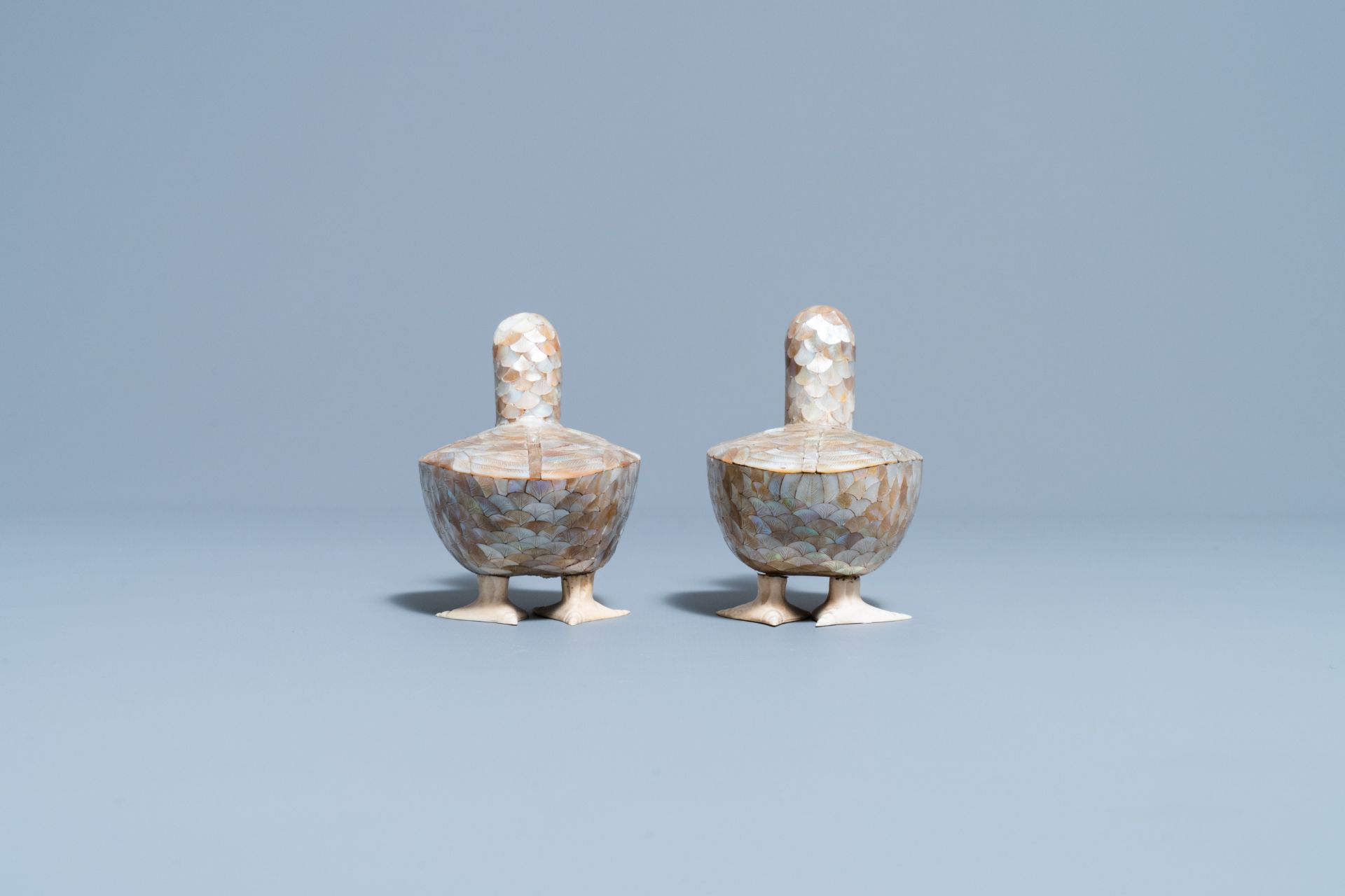 A pair of Chinese bone and mother-of-pearl models of ducks, 19th C. - Image 4 of 8