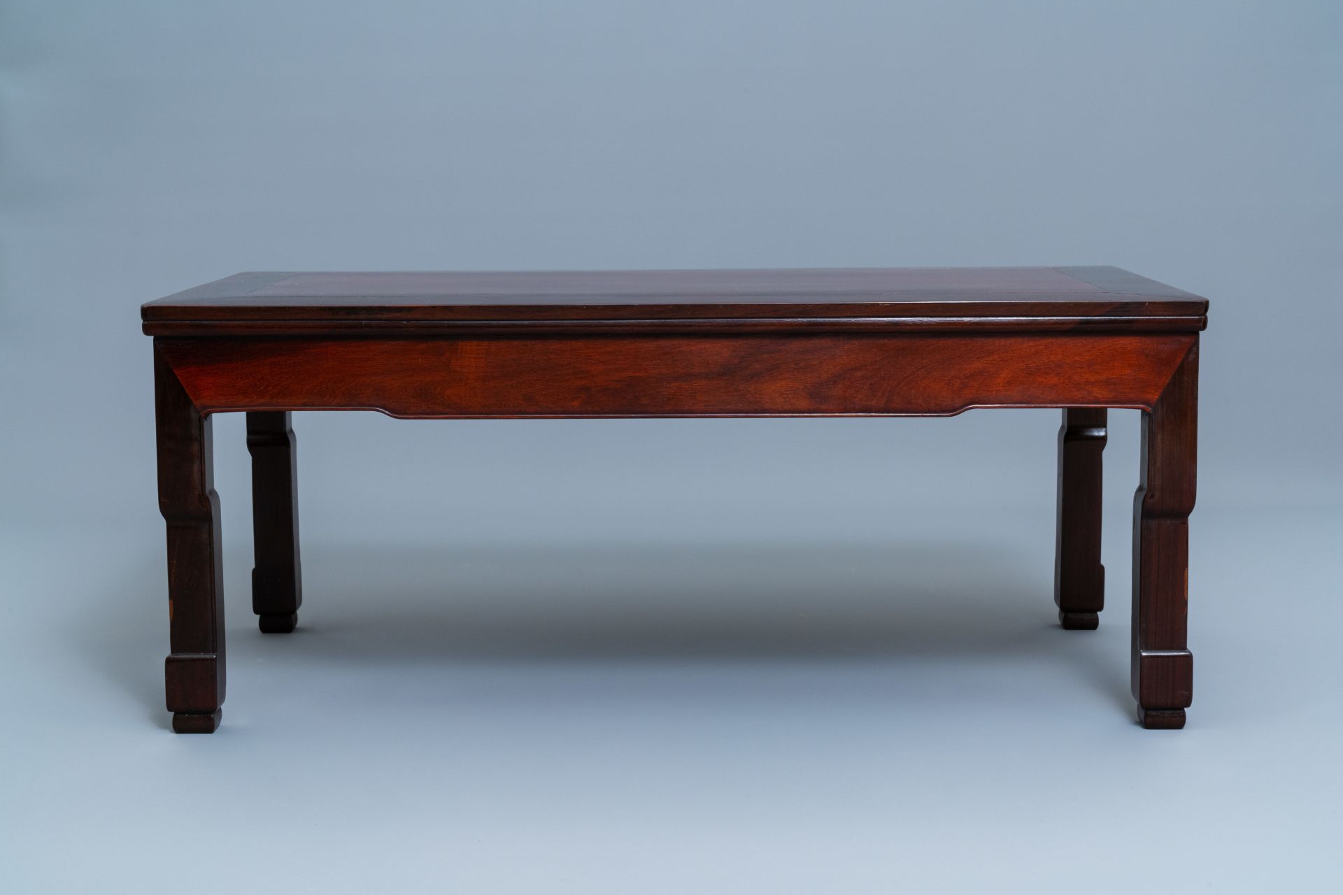 Two Chinese rectangular wooden 'kang' tables, 19/20th C. - Image 2 of 17