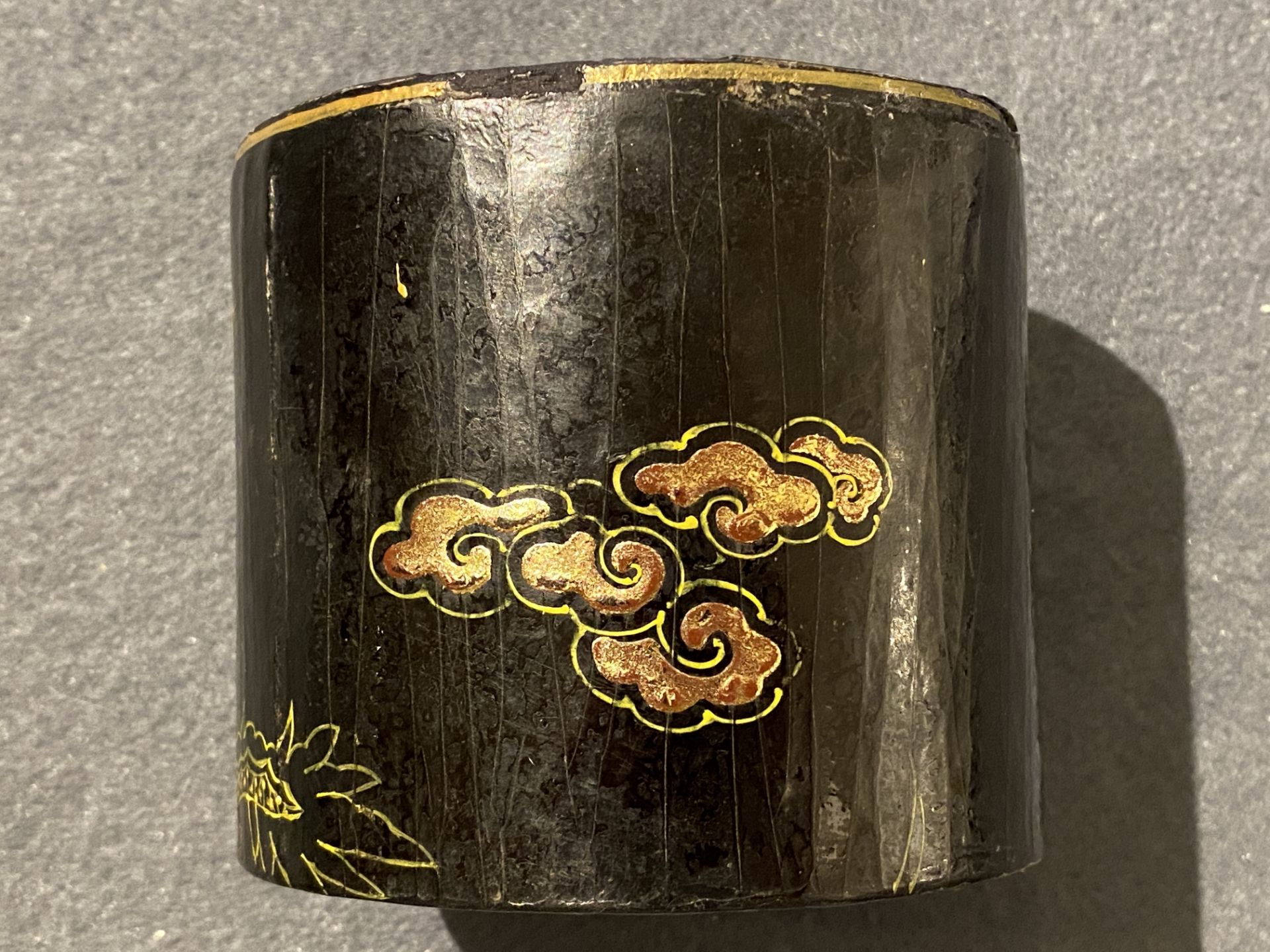 An imperial Chinese cylindrical painted and lacquered wood edict container, 17/18th C. - Image 17 of 34