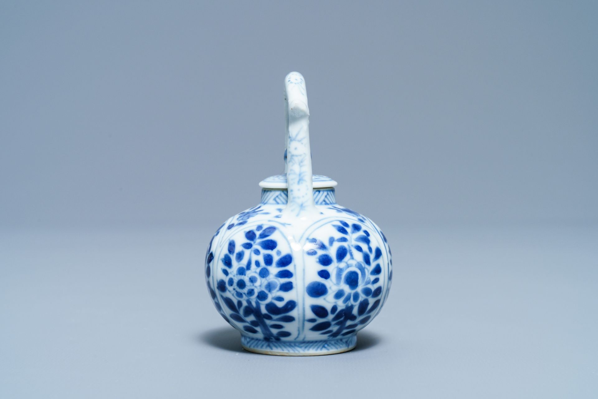 A Chinese blue and white miniature teapot, Kangxi - Image 3 of 7