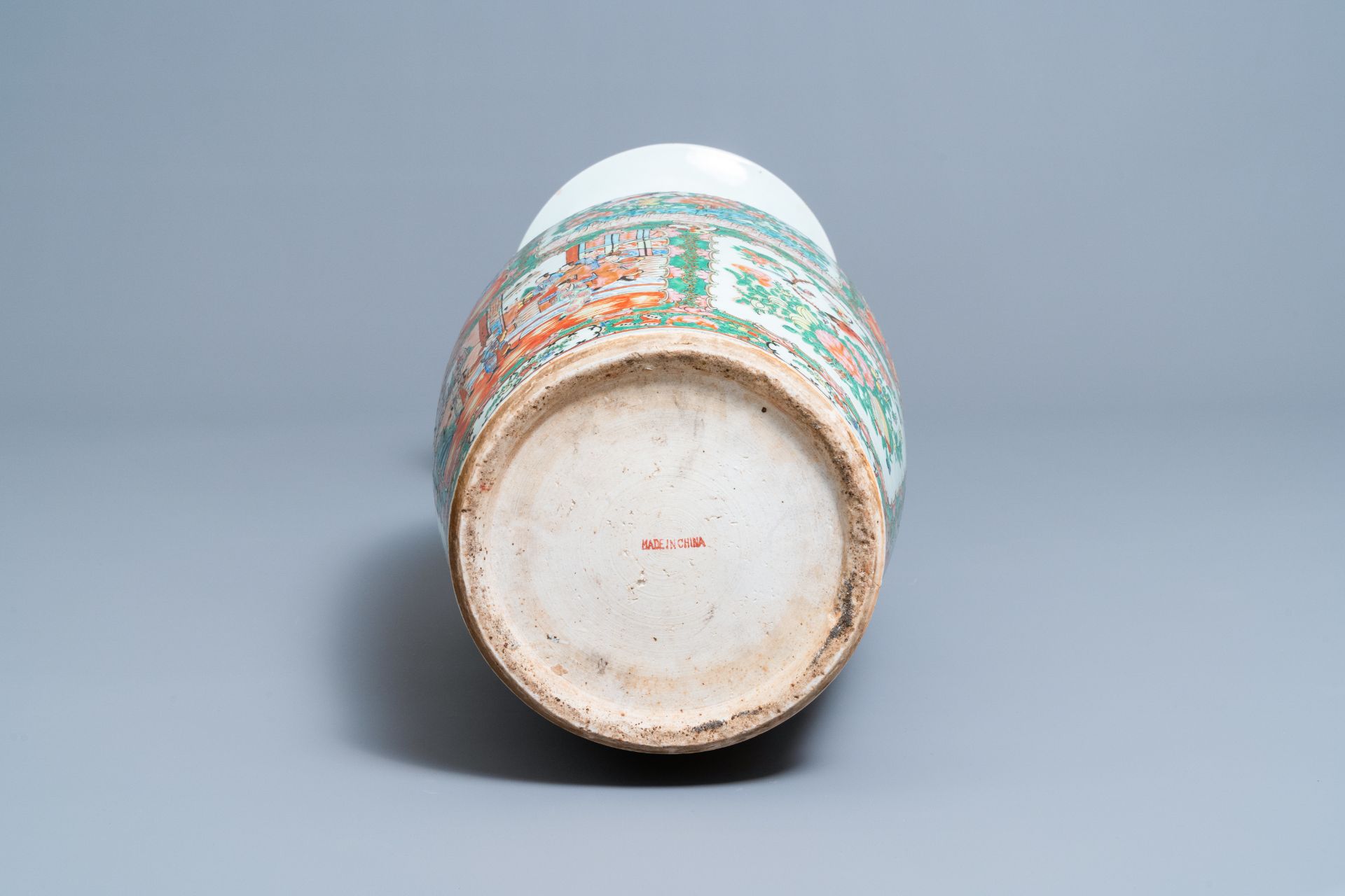 A large Chinese Canton famille rose vase, 19th C. - Image 7 of 7