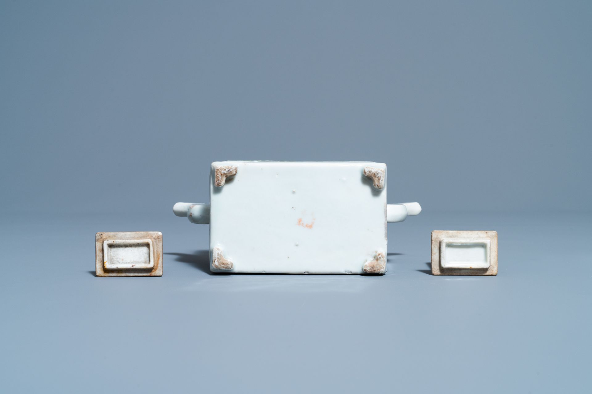 A rare Chinese rectangular qianjiang cai double teapot with covers, 19/20th C. - Image 8 of 8