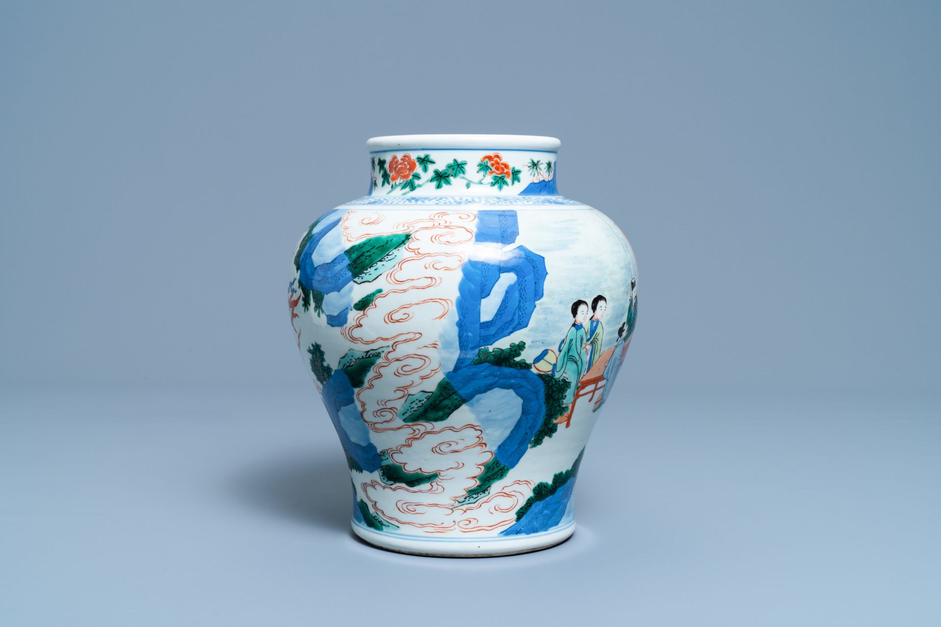 A Chinese wucai vase with equestrian scenes, 19th C. - Image 4 of 6