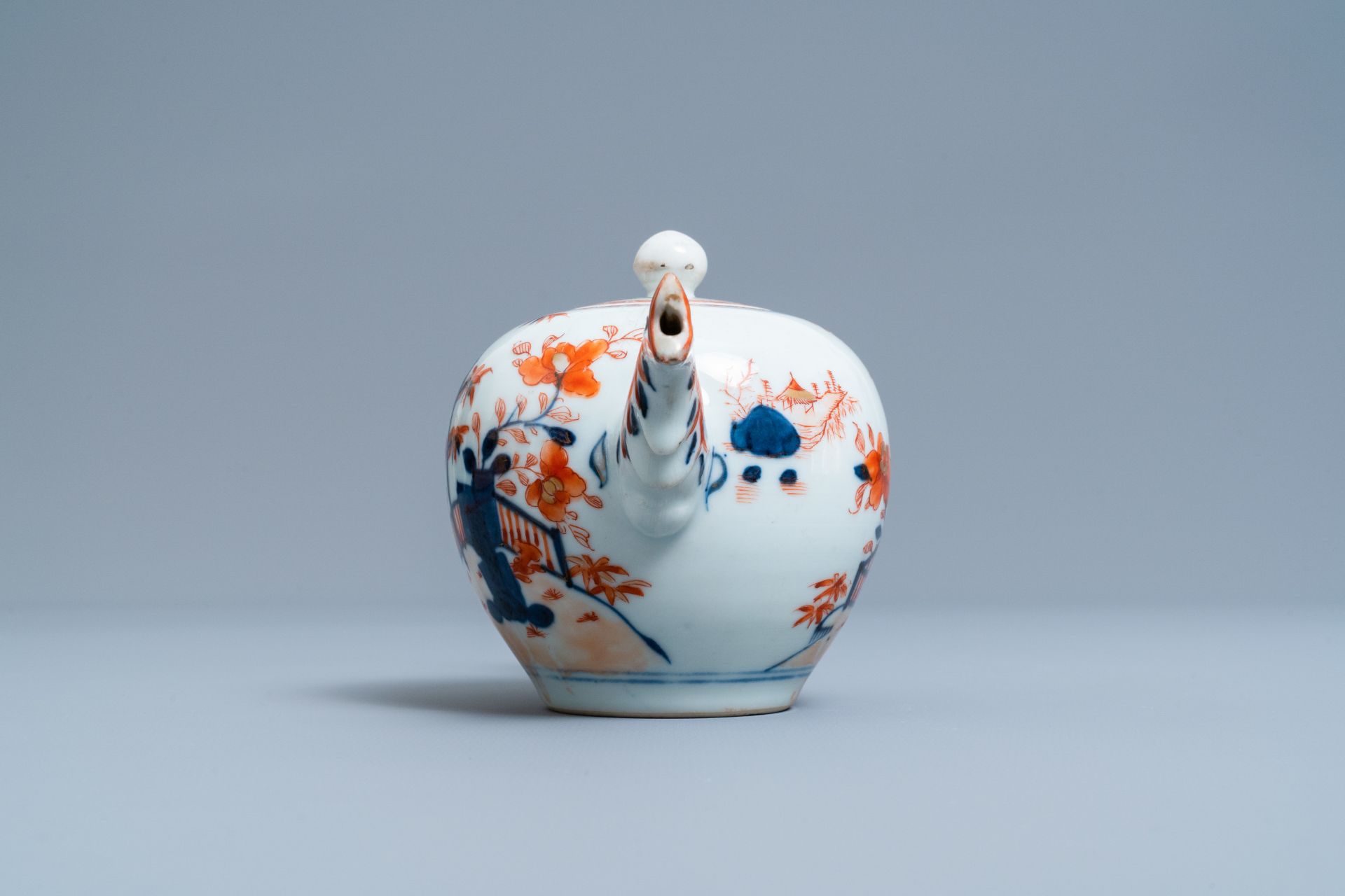 A Chinese Imari-style teapot, Kangxi - Image 3 of 7