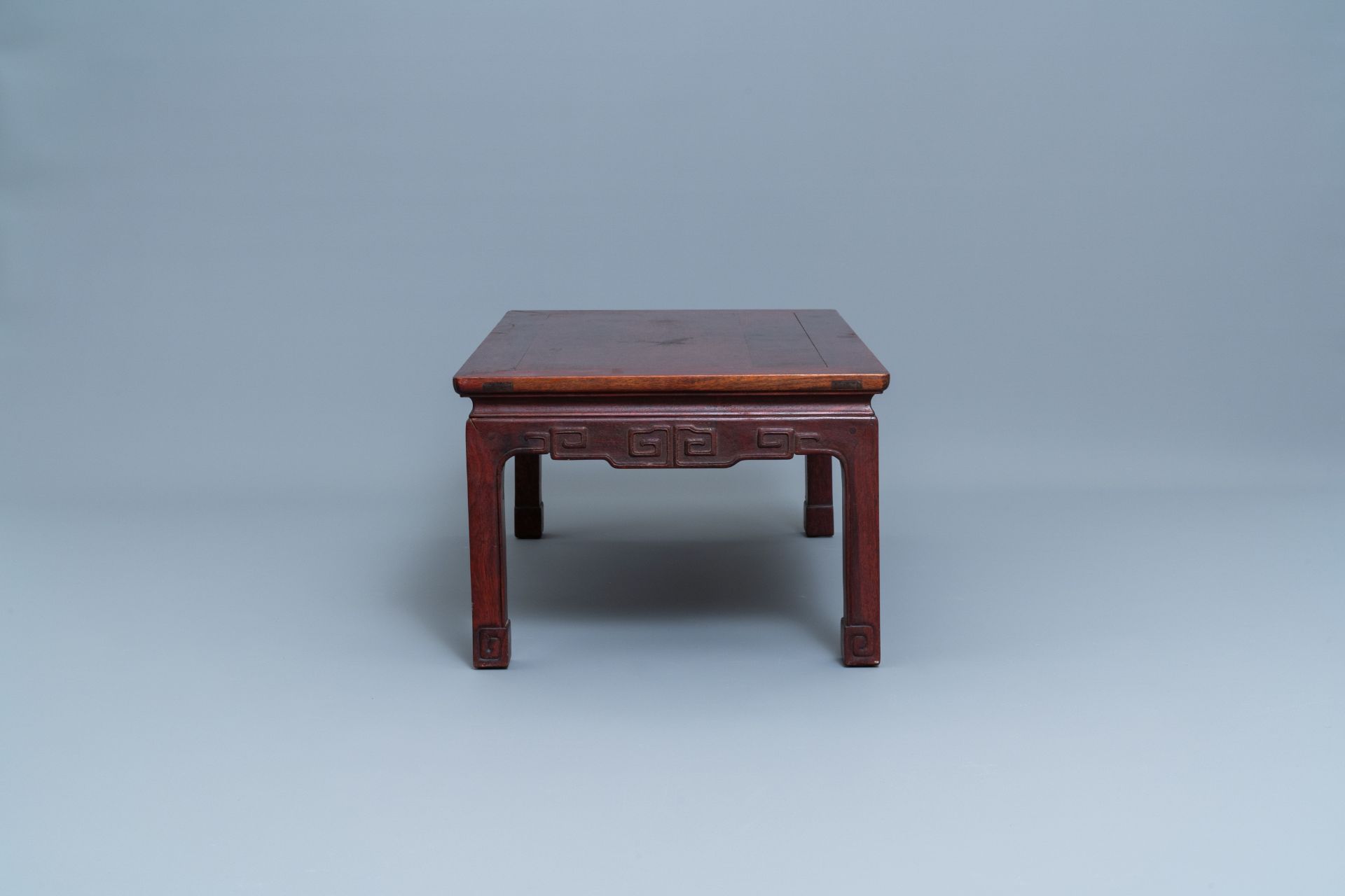 Two Chinese rectangular wooden 'kang' tables, 19/20th C. - Image 12 of 17
