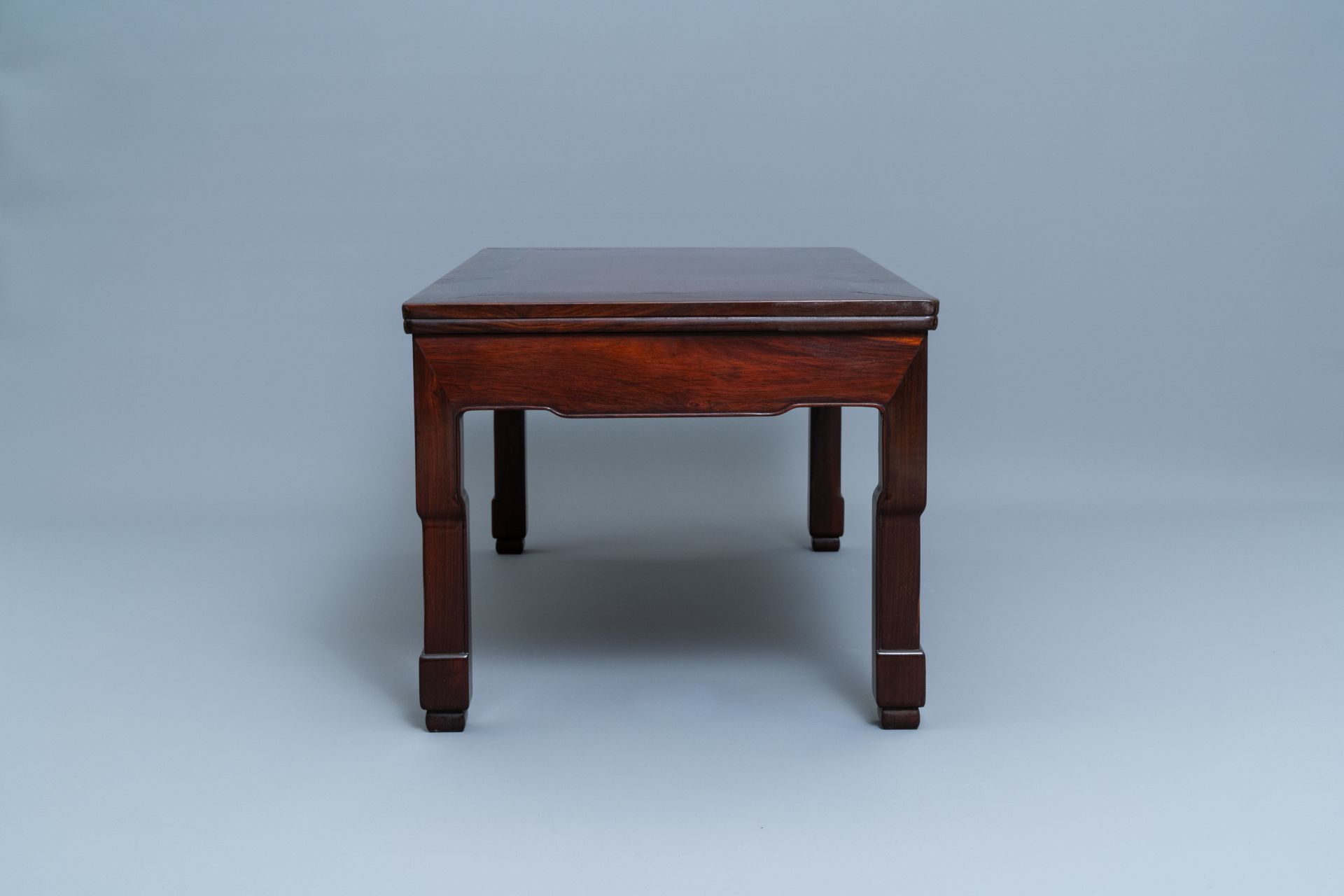 Two Chinese rectangular wooden 'kang' tables, 19/20th C. - Image 5 of 17
