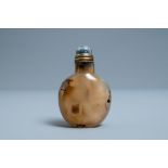 A Chinese agate snuff bottle, 19th C.