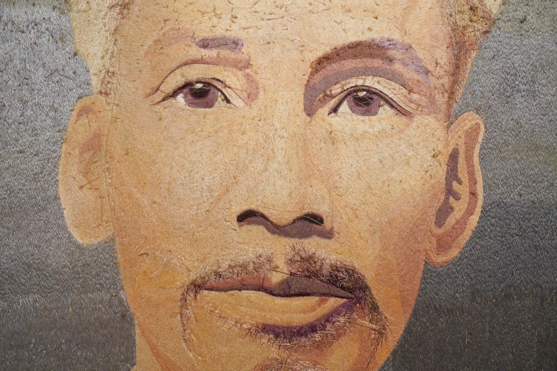 Vietnamese school, Nha Trang, 20th C.: an embroidered silk portrait of Ho Chi Minh - Image 6 of 6