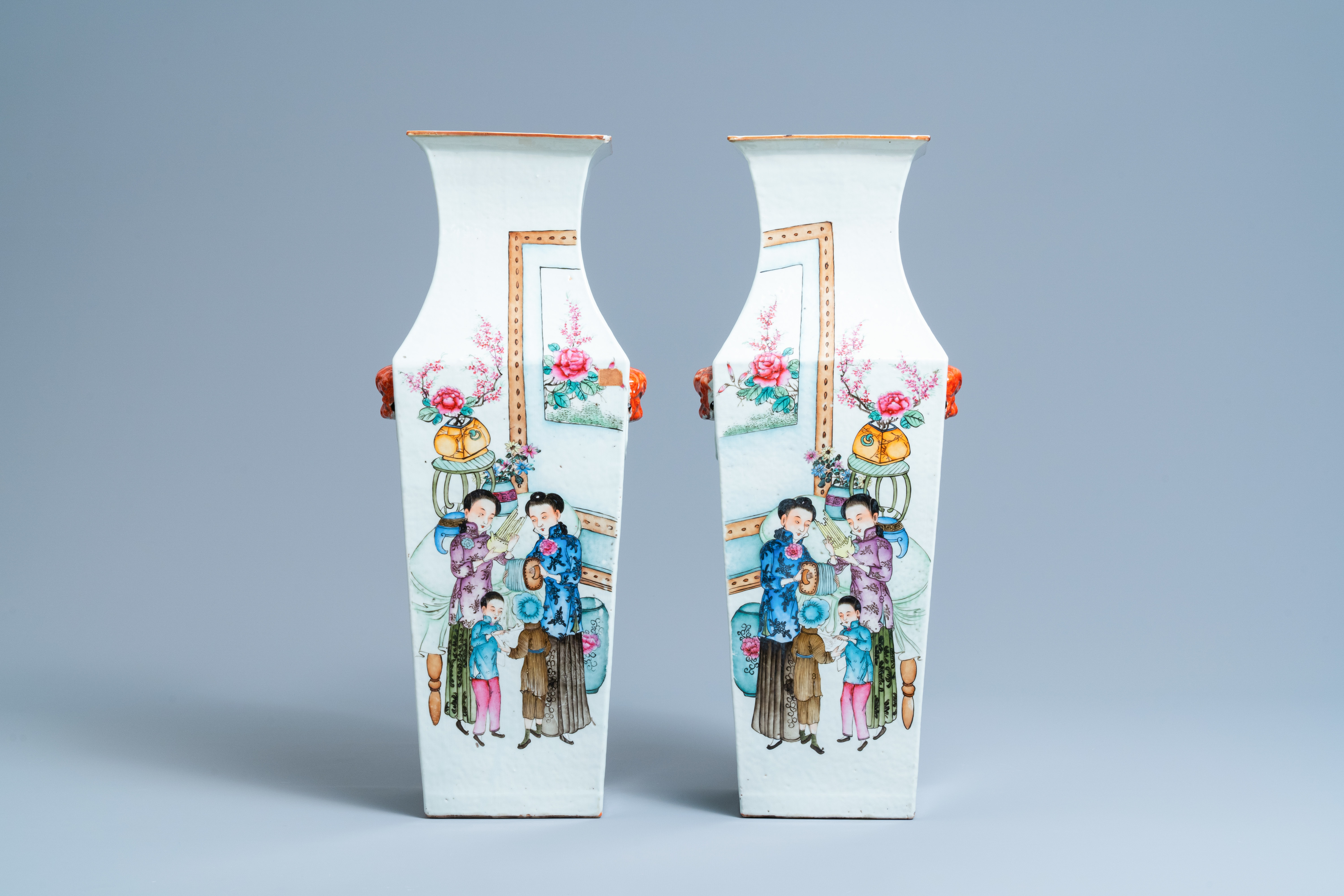 A pair of square Chinese famille rose vases, 19/20th C.