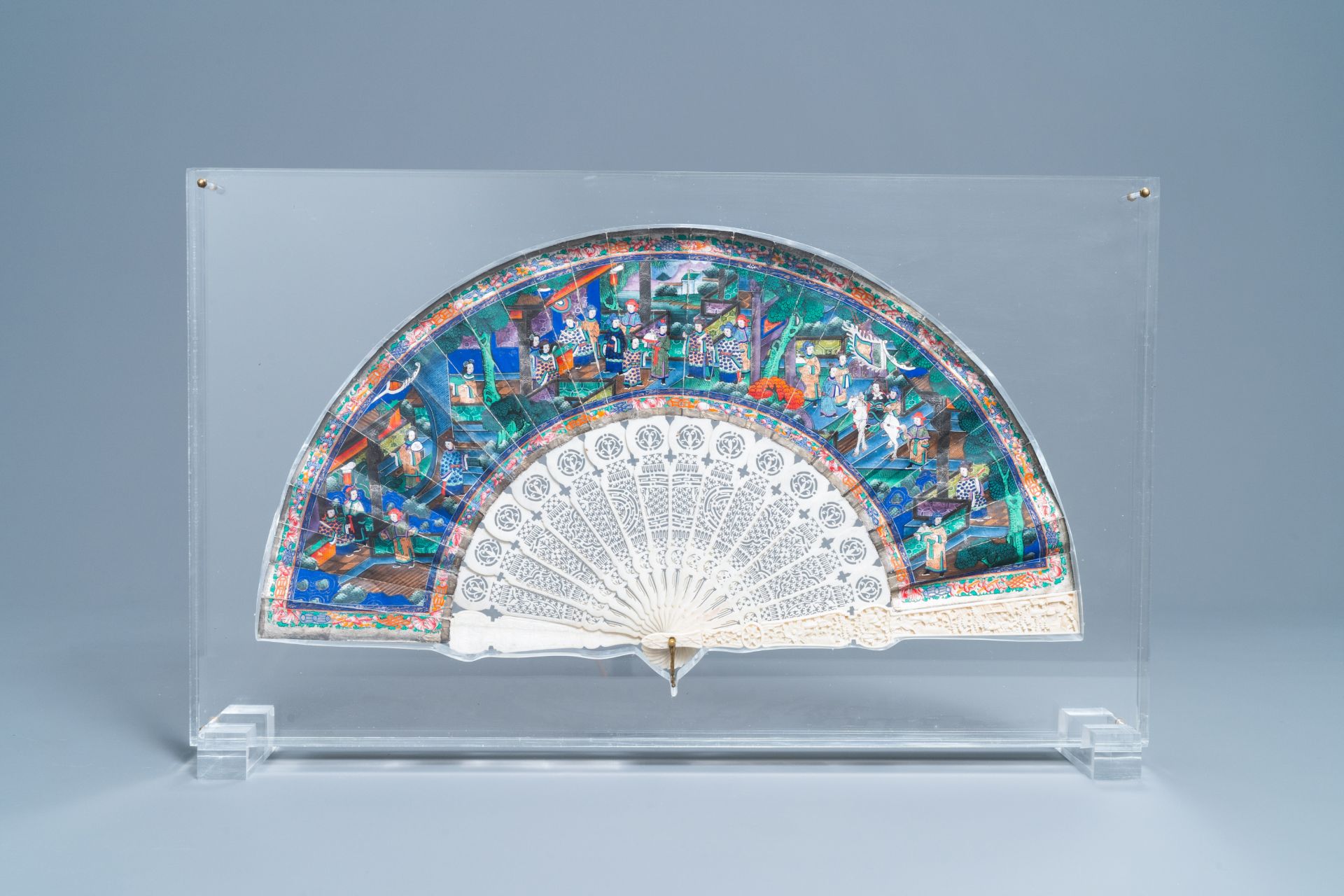 Two Chinese Cantonese painted paper and lacquer fans in plexi mounts, 19th C. - Image 4 of 5