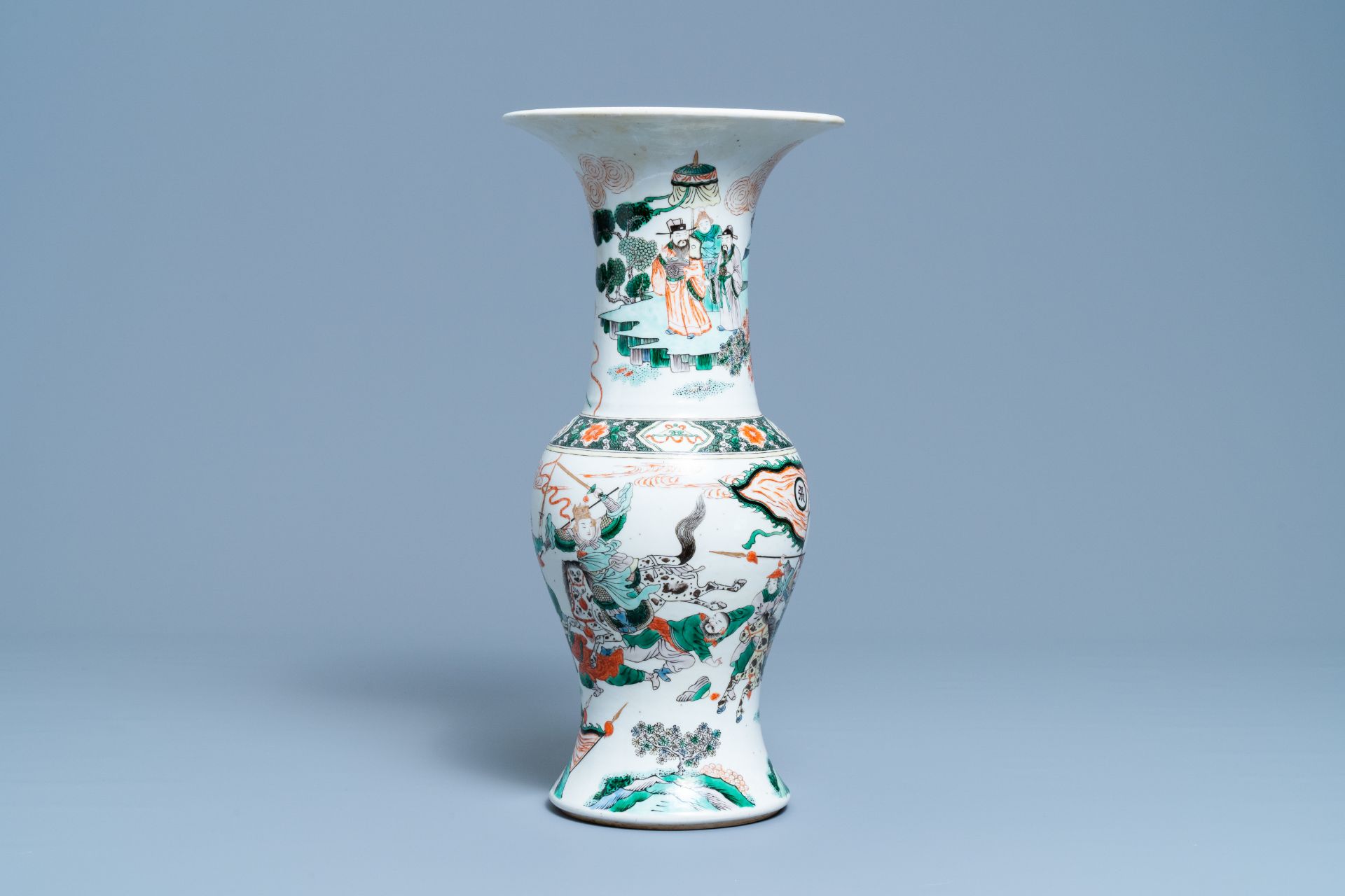 A Chinese famille verte yenyen vase with a soldier scene, 19th C.