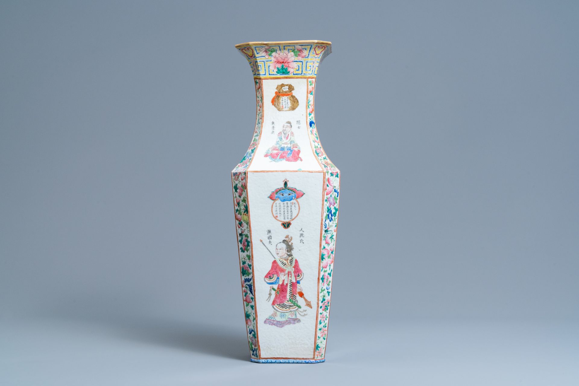 A quadrangular Chinese famille rose 'Wu Shuang Pu' vase, 19th C. - Image 2 of 7
