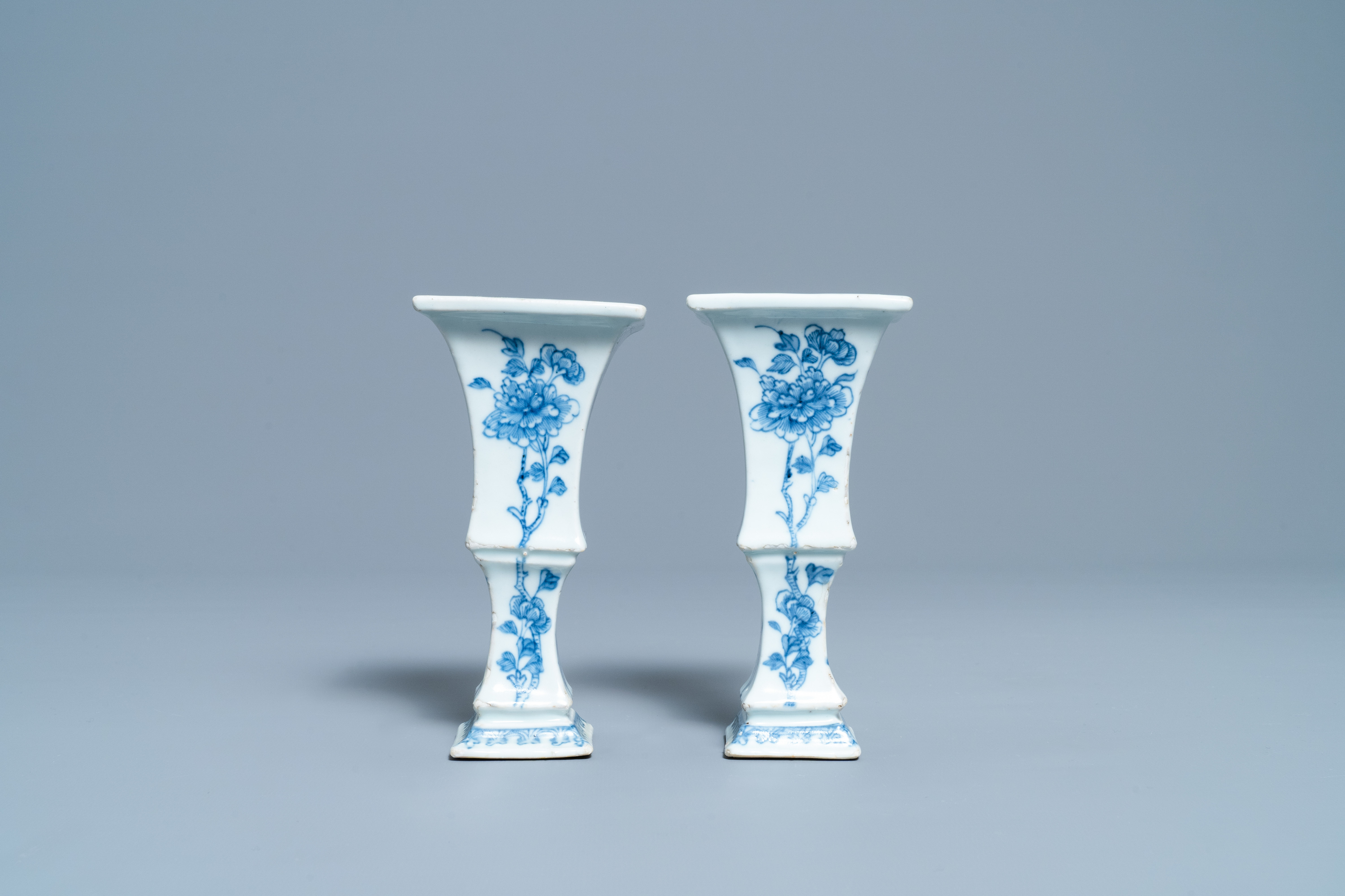 A pair of Chinese blue and white vases with floral design, Qianlong - Image 4 of 8